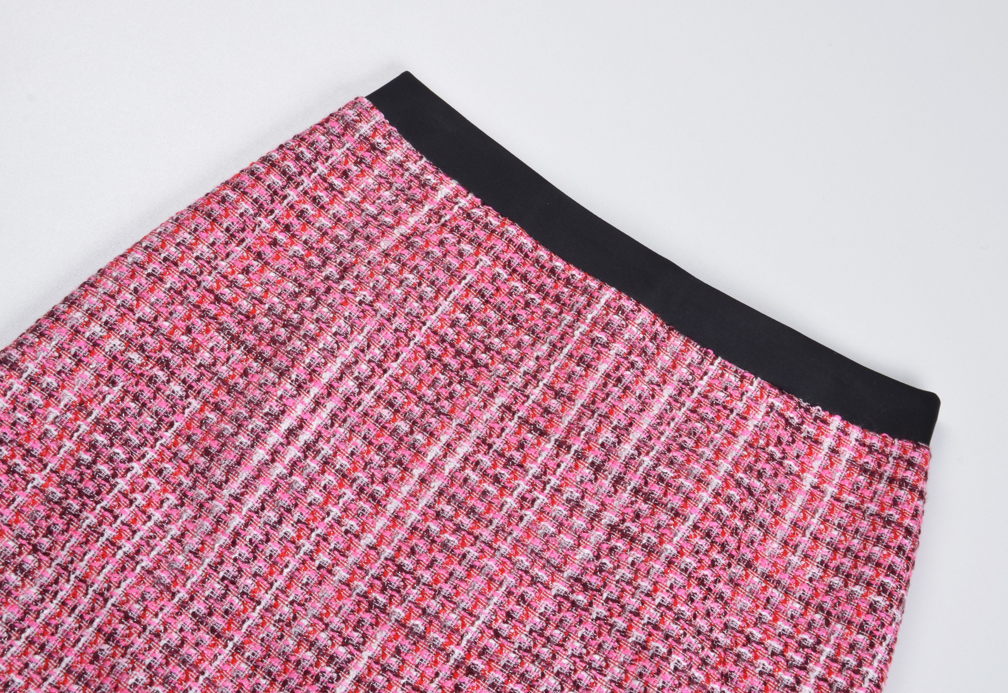 Karl Lagerfeld Karl Lagerfeld Pink Glam Tweed Mini Straight Skirt Size 28" / US 6 / IT 42 - 4 Thumbnail