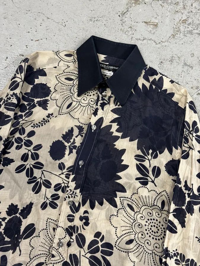 Dolce & Gabbana 2000s Dolce & Gabbana Cream Navy Cotton Floral Shirt Size US M / EU 48-50 / 2 - 7 Thumbnail