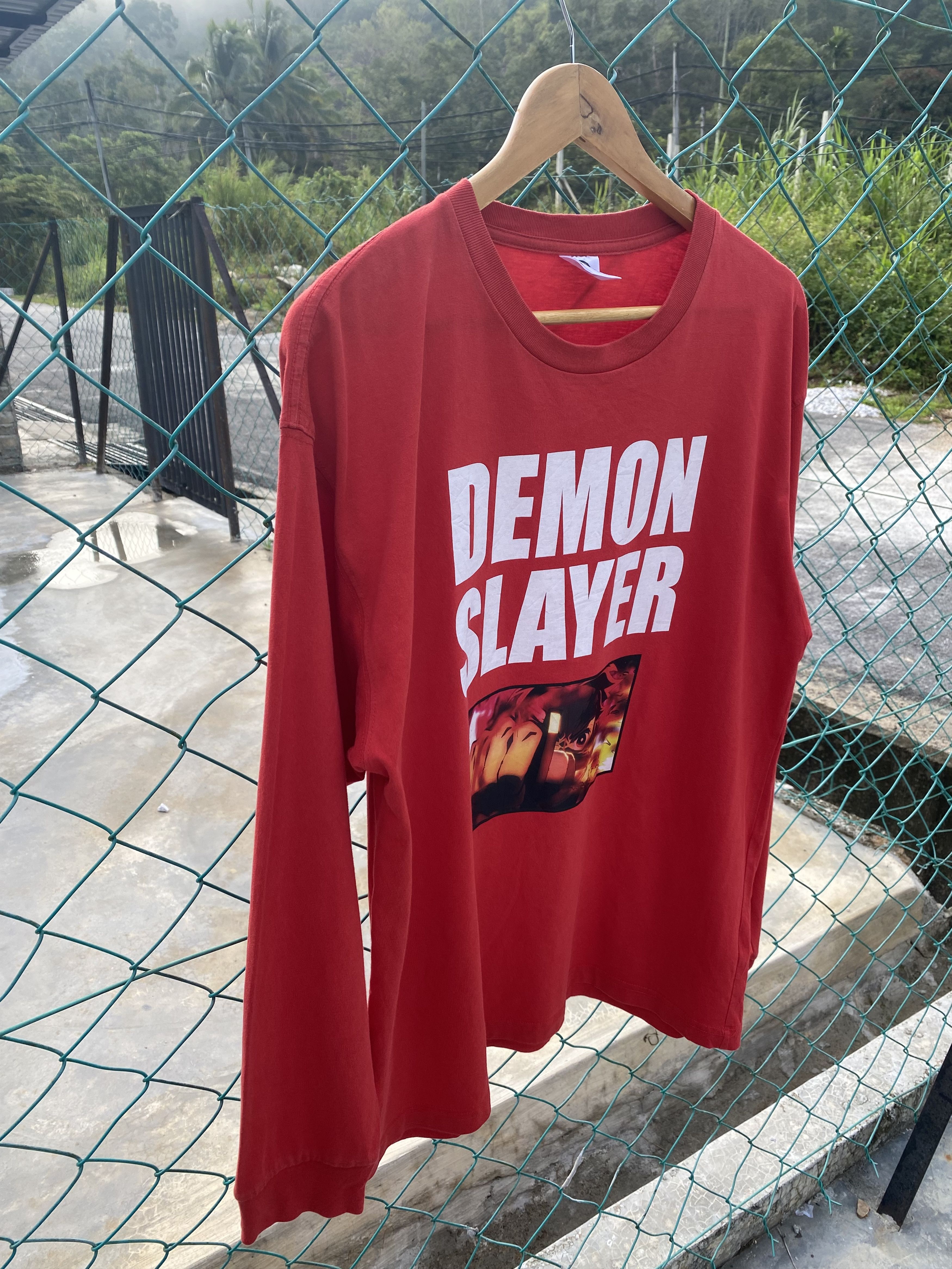 GU Demon slayer X GU long sleeve tees Size US L / EU 52-54 / 3 - 3 Thumbnail