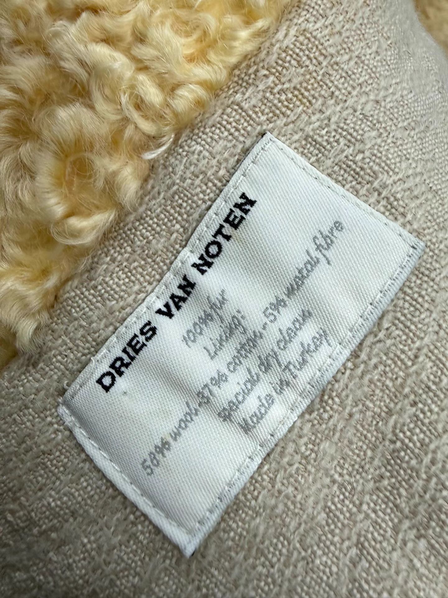 Dries Van Noten Dries Van Noten Faux Fur Plush Court Style Jacket K20 Size M / US 6-8 / IT 42-44 - 6 Thumbnail