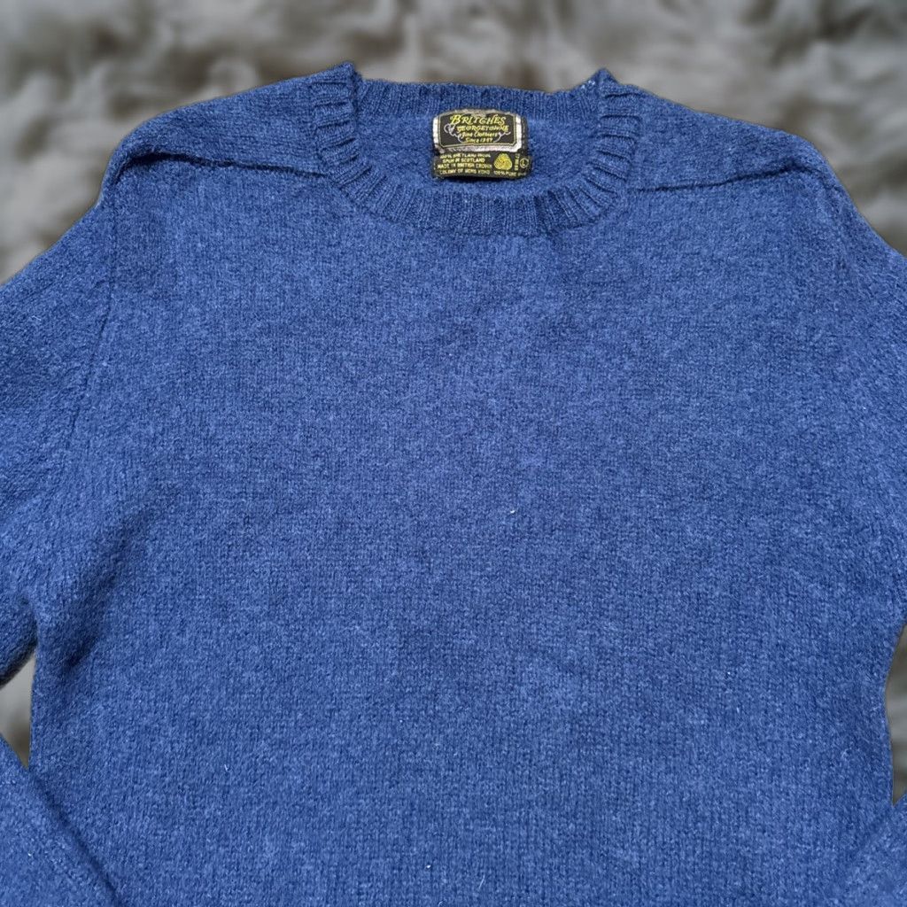 Vintage VINTAGE Britches Of Georgetown Sweater Pullover Size L Blue Shetland Wool Crew Neck Long Sleeve Men Regular Size US L / EU 52-54 / 3 - 1 Thumbnail