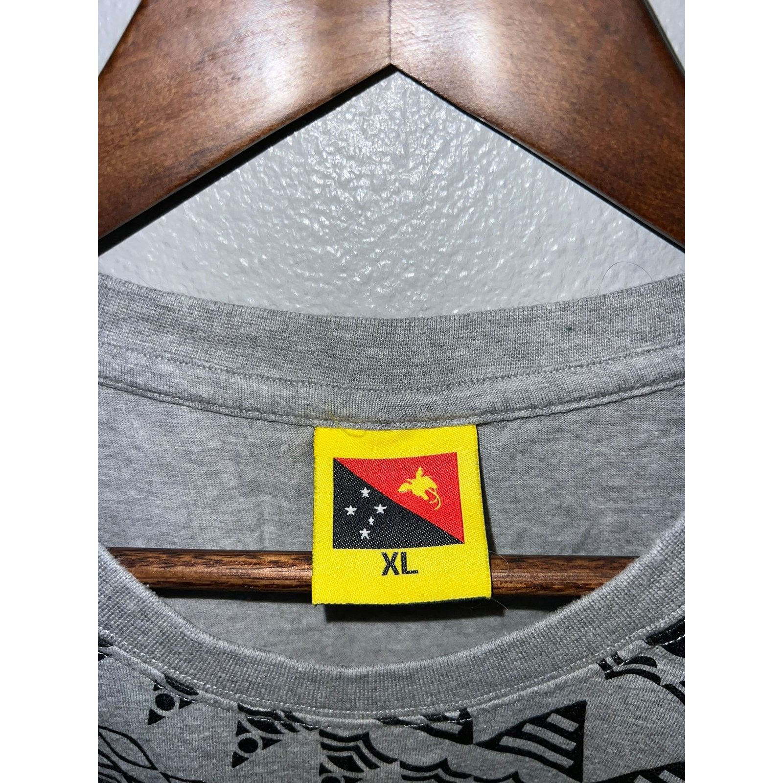 Vintage Papau New Guinea Shirt One People One Nation Gray Tee Large Size US L / EU 52-54 / 3 - 5 Thumbnail