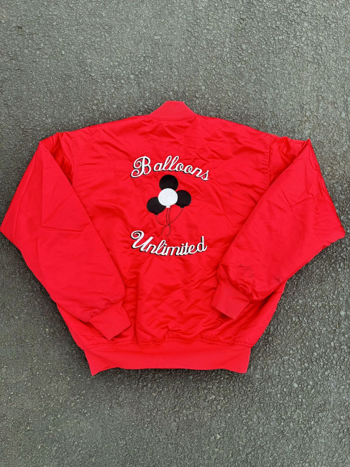 Vintage Vintage 90’s Balloons XO Unlimited Red Satin Bomber Jacket Size US XL / EU 56 / 4 - 2 Thumbnail