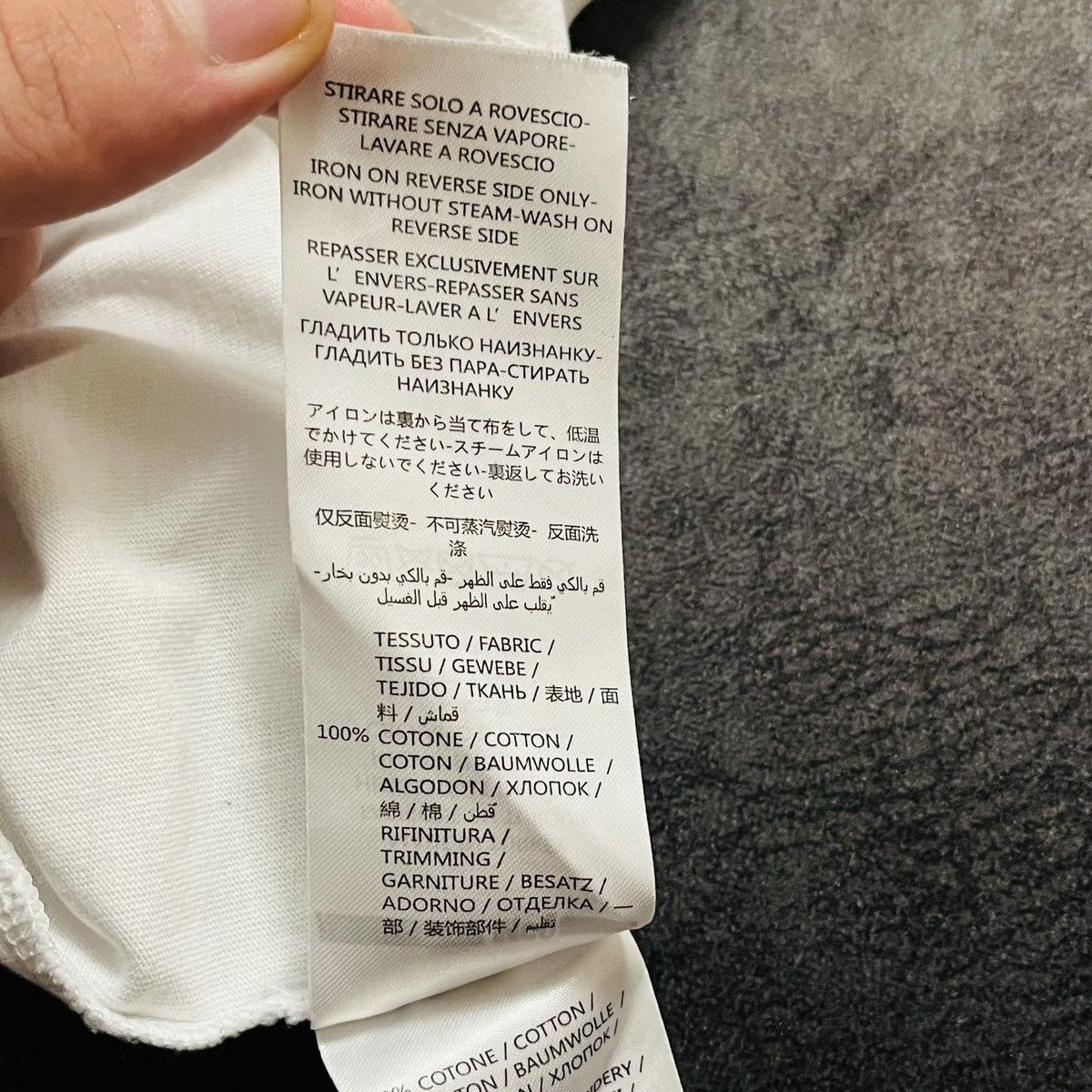 Alexander McQueen Alexander McQueen T-shirt Embroidered Logo Size US L / EU 52-54 / 3 - 7 Thumbnail