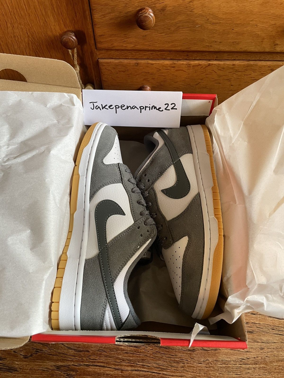 Nike Nike Dunk Low, white & smoke grey Size US 9 / EU 42 - 10 Thumbnail