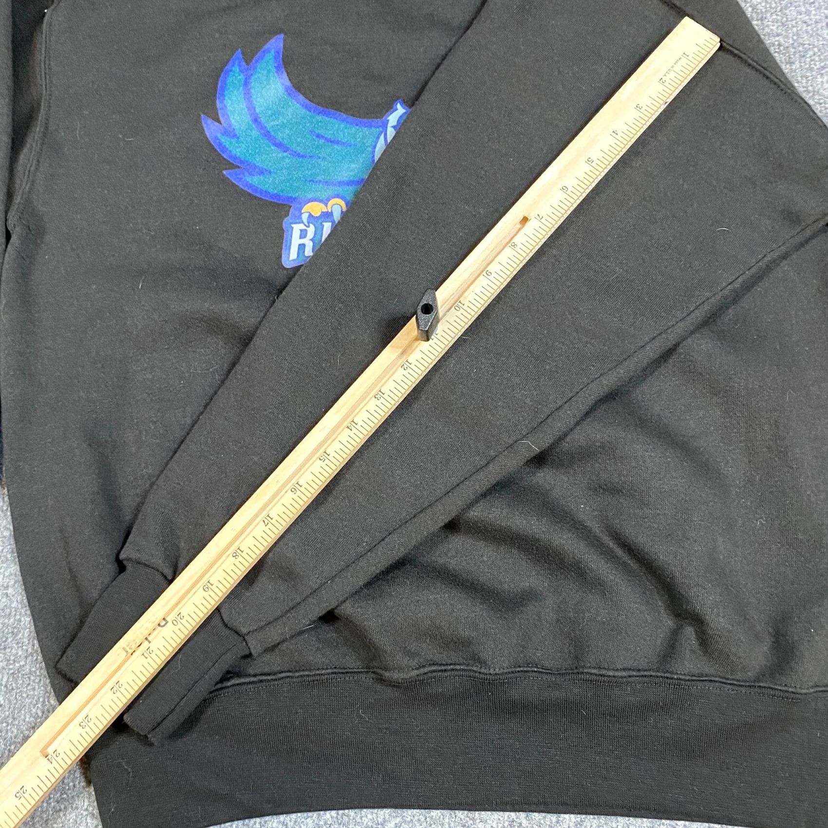 Vintage AACC Riverhawks Sweatshirt L Black Vintage Old Stock Arundel College MDMens Womens Unisex Adults Pullover USA Shirt Size US L / EU 52-54 / 3 - 6 Thumbnail
