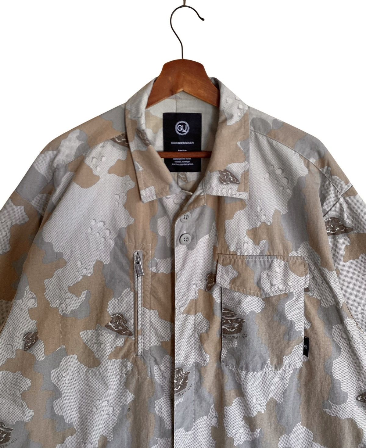 GU × Undercover Rare Japanese Brand GU X Undercover Desert Camo Baggy Shirt Size US XL / EU 56 / 4 - 3 Thumbnail