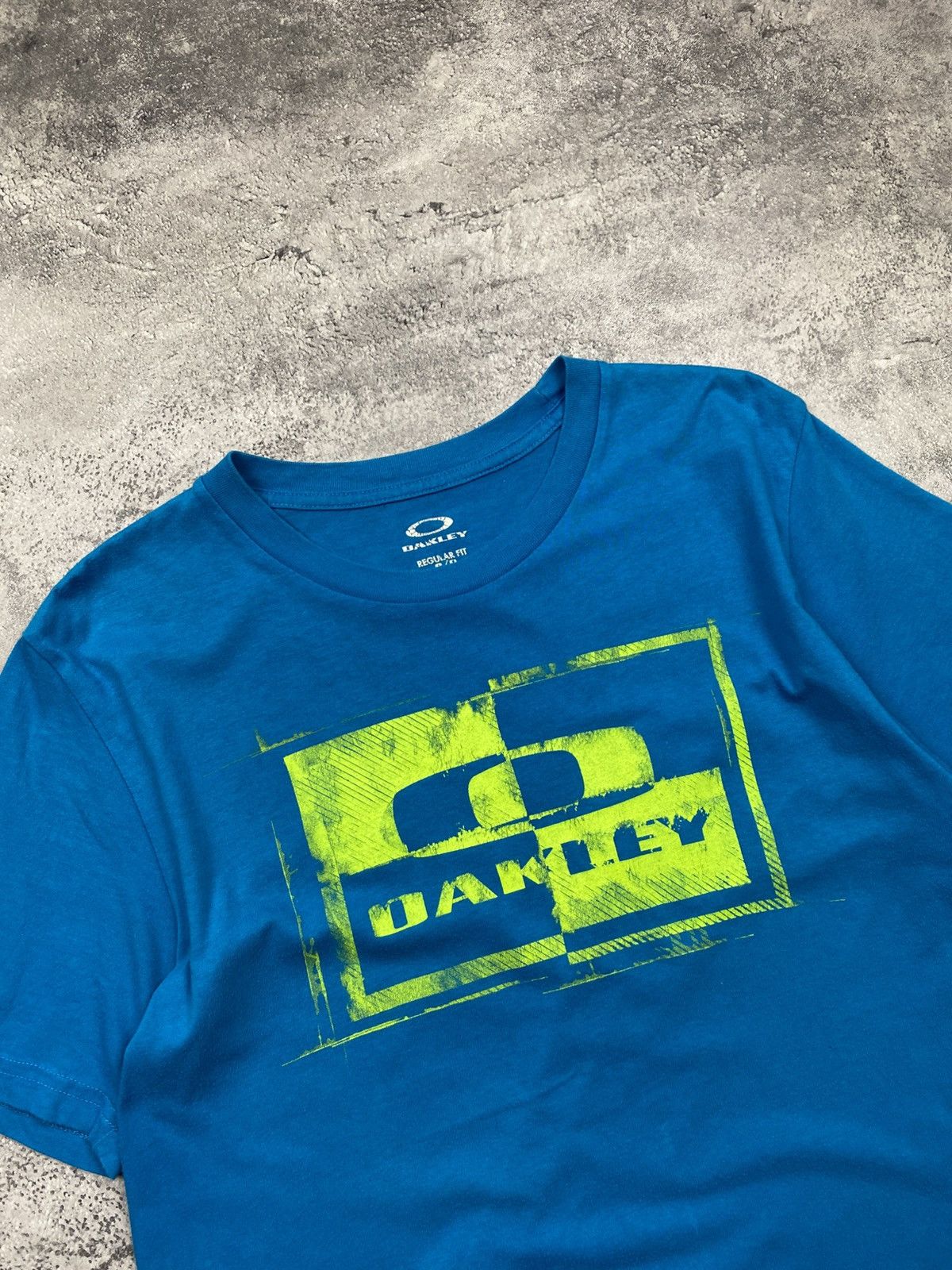 Oakley Vintage Oakley T-Shirt Big Logo Boxy Archival Japanese Y2K Size US S / EU 44-46 / 1 - 5 Thumbnail