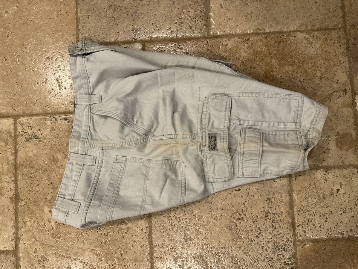 Vintage × Wrangler Vintage Wrangler Biege / Tan Cargo Shorts Size US 34 / EU 50 - 8 Thumbnail