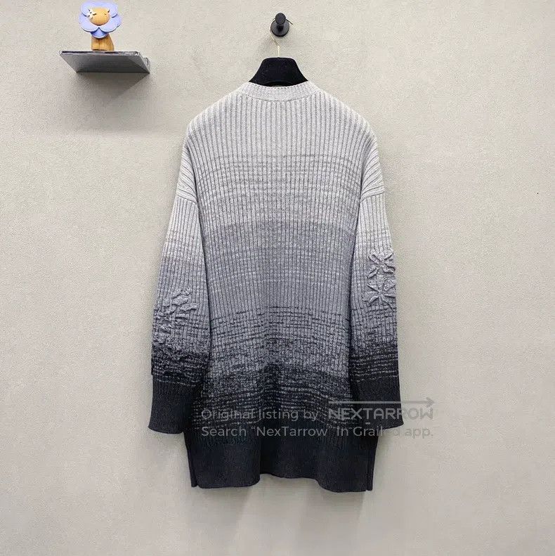 Chanel Chanel Gradient Grey Floating Flower Cardigan coat Size S / US 4 / IT 40 - 2 Thumbnail