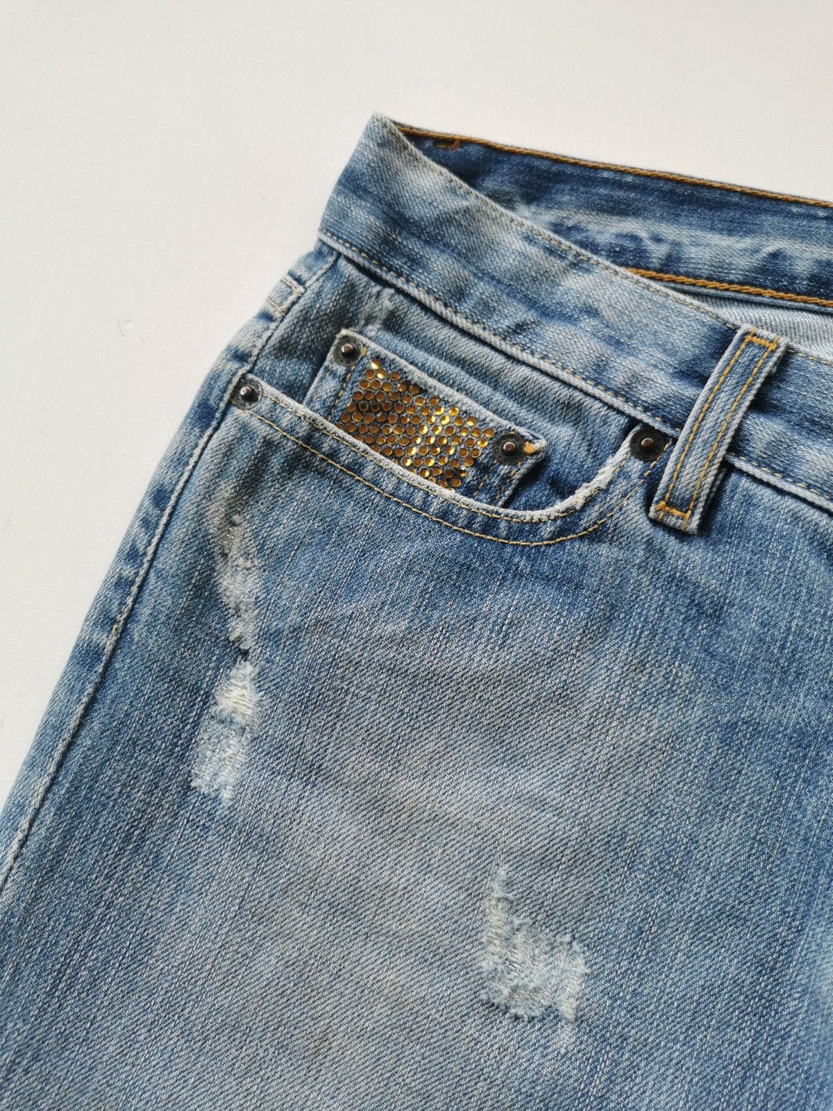 Bebe Bootcut Bebe Carmen RS Patch Distressed Jeans 30/35 Size 30" / US 8 / IT 44 - 5 Thumbnail