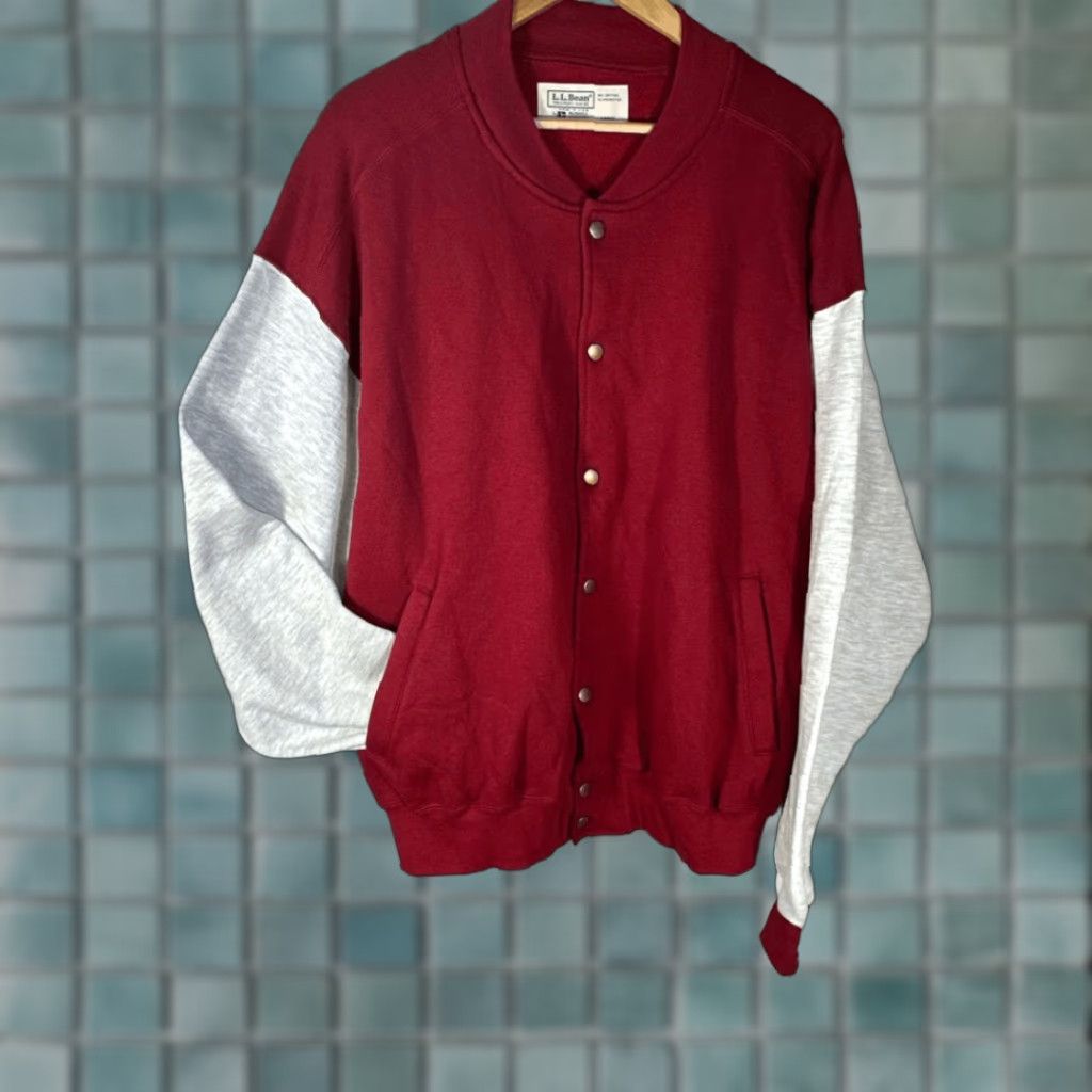 Vintage VINTAGE L.L. Bean Varsity Jacket Jacket Unisex Adults Large Red Grey Snap Closure Pockets Fleece Letterman Stadium 90s Size US L / EU 52-54 / 3 - 1 Thumbnail