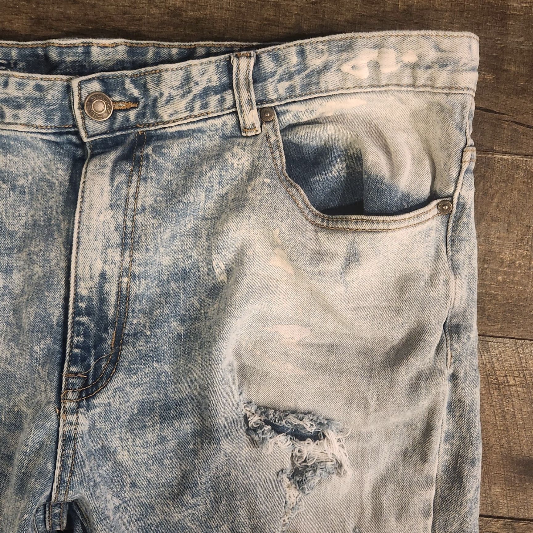 Vintage Smoke Rise Jeans Mens 42x32 Blue Slim Fit Distressed Light Wash Zip Fly Stretch Denim MENS Jeans Blue Slim Tapered 42x32 Size US 42 / EU 58 - 5 Thumbnail