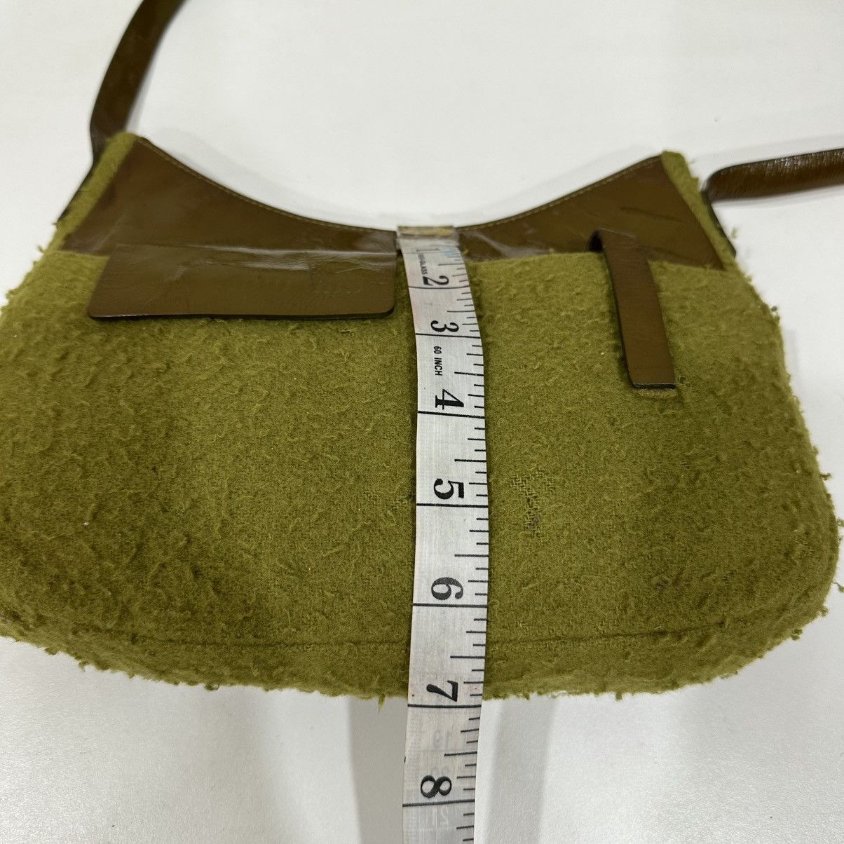 Miu Miu ‼️LASTDROP‼️ MIU MIU AW 1999 SHEARLING VERNIS SHOULDER BAG Size ONE SIZE - 18 Thumbnail