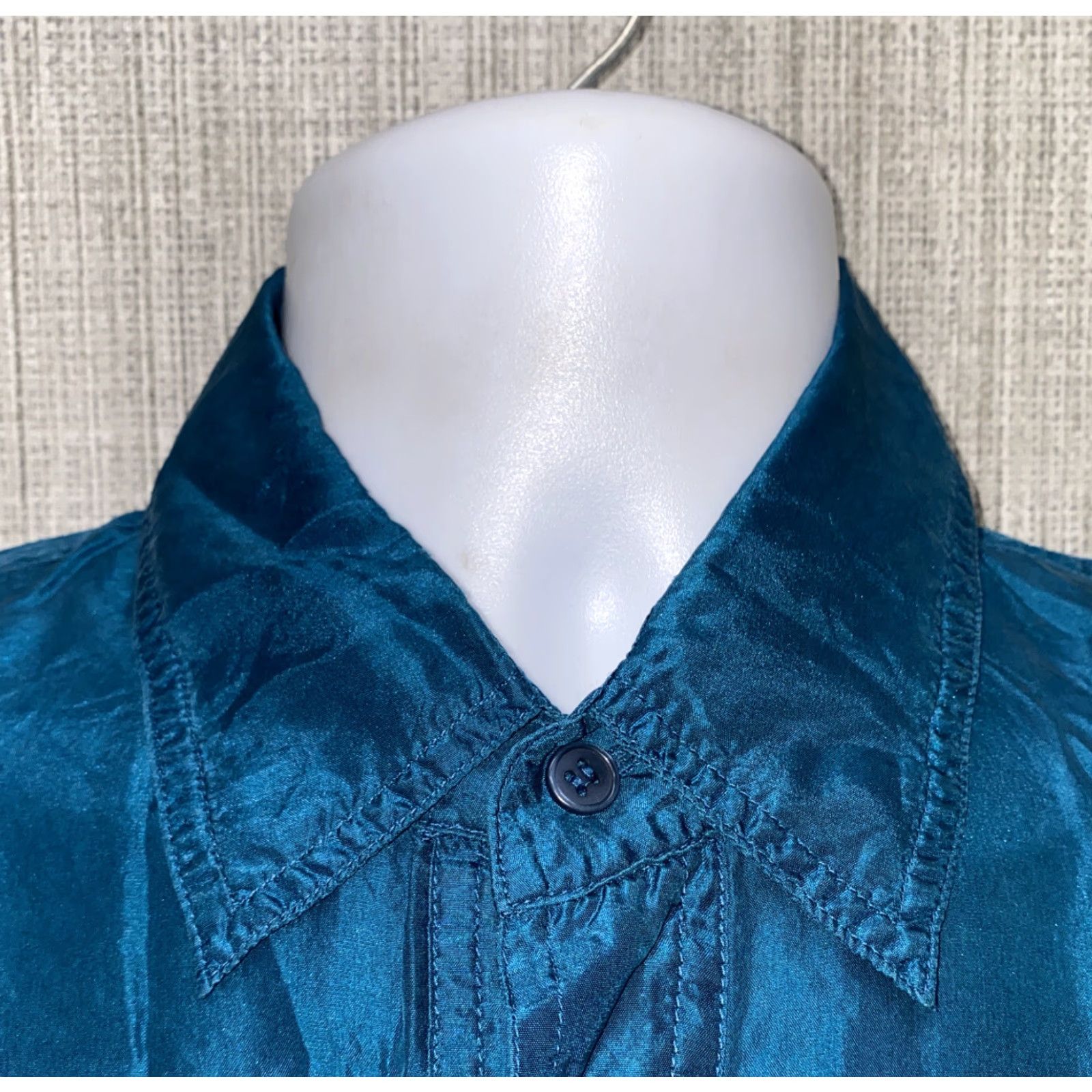 Vintage Ruok Mens Blue Silk Short Sleeve Button-Down Shirt M Button Front Collar Up Shirt Mens Regular Size M Size US M / EU 48-50 / 2 - 3 Thumbnail