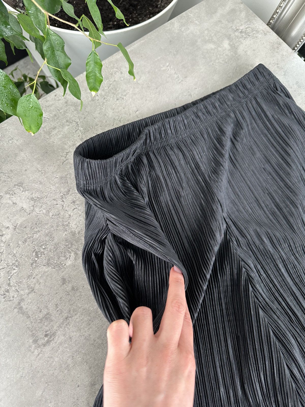 Japanese Brand Vintage Cropped Pleated Pants Size US 28 / EU 44 - 3 Thumbnail
