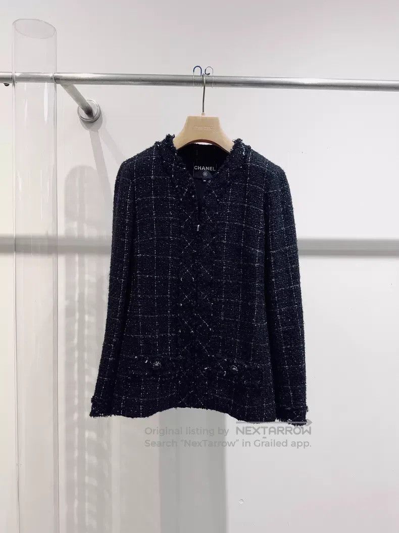 Chanel Chanel Black jacket Size XS / US 0-2 / IT 36-38 - 1 Thumbnail