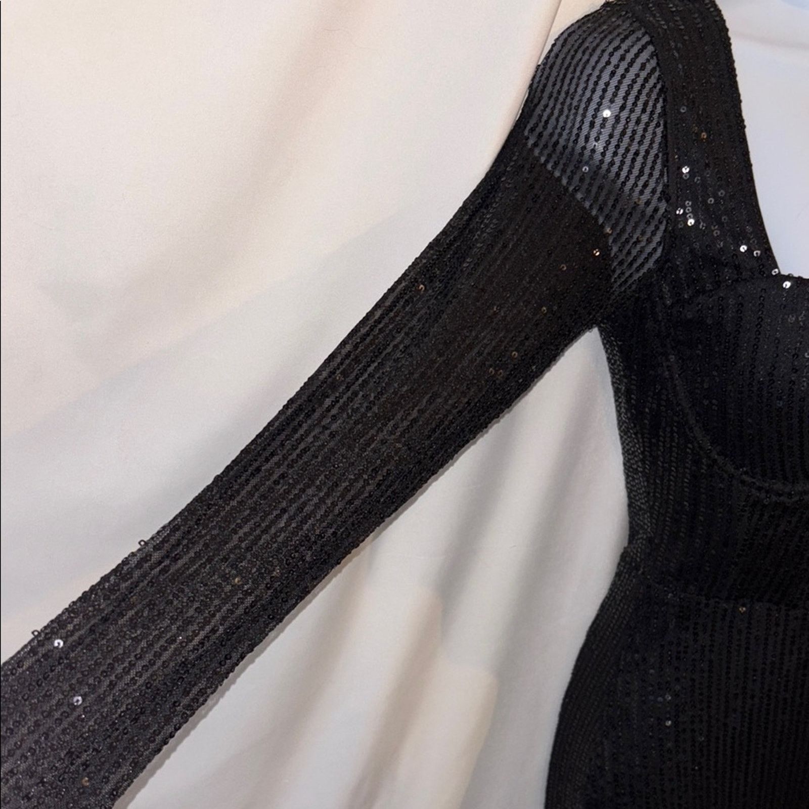 The Unbranded Brand Windsor Little Black Sequin Dress Size Small Size S / US 4 / IT 40 - 5 Thumbnail