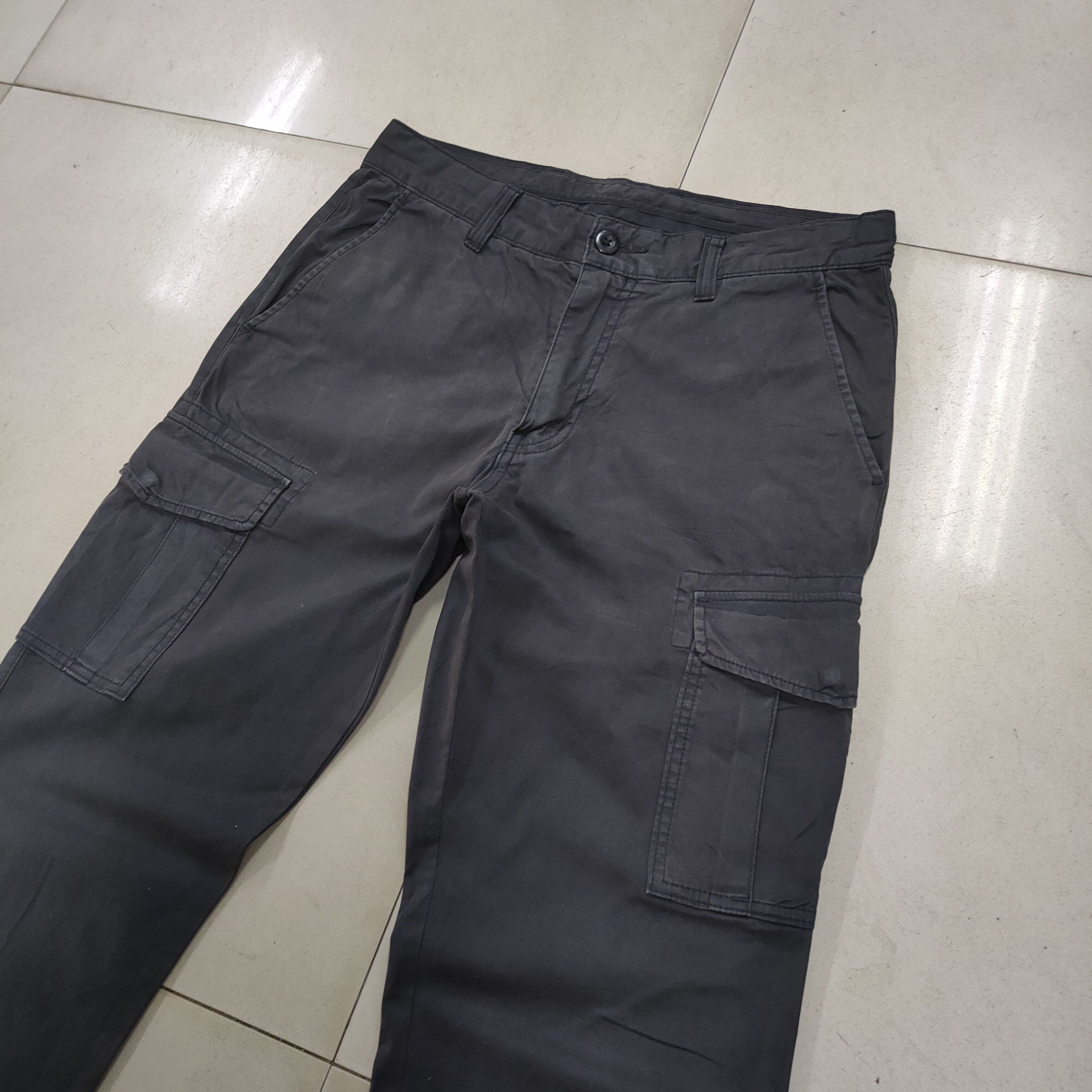 Japanese Brand JAPANESE BRAND BLACK CARGO PANTS Size US 30 / EU 46 - 2 Thumbnail
