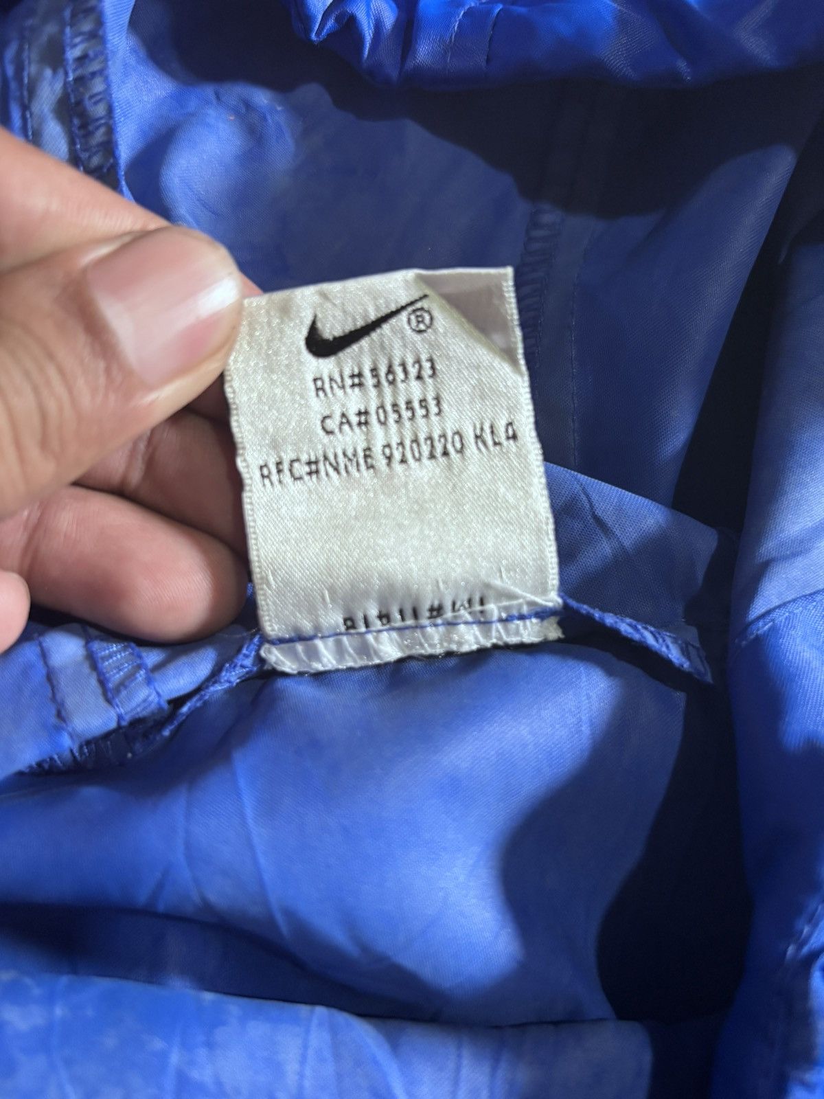 Nike 90s NIKE NYLON PULLOVER HOODIE Size US L / EU 52-54 / 3 - 6 Thumbnail