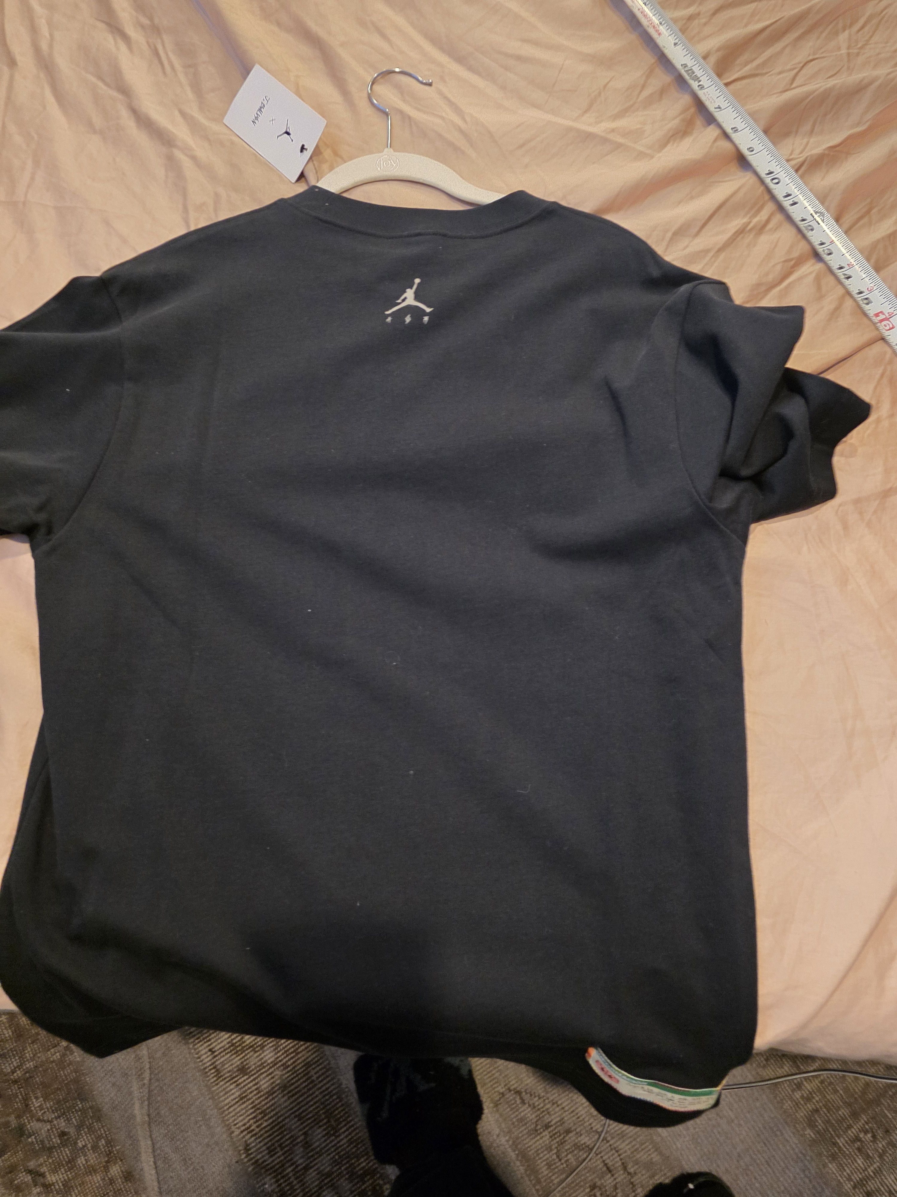Nike Nike x Jbalvin Collection Sz S oversized New With Tags Size US S / EU 44-46 / 1 - 8 Thumbnail
