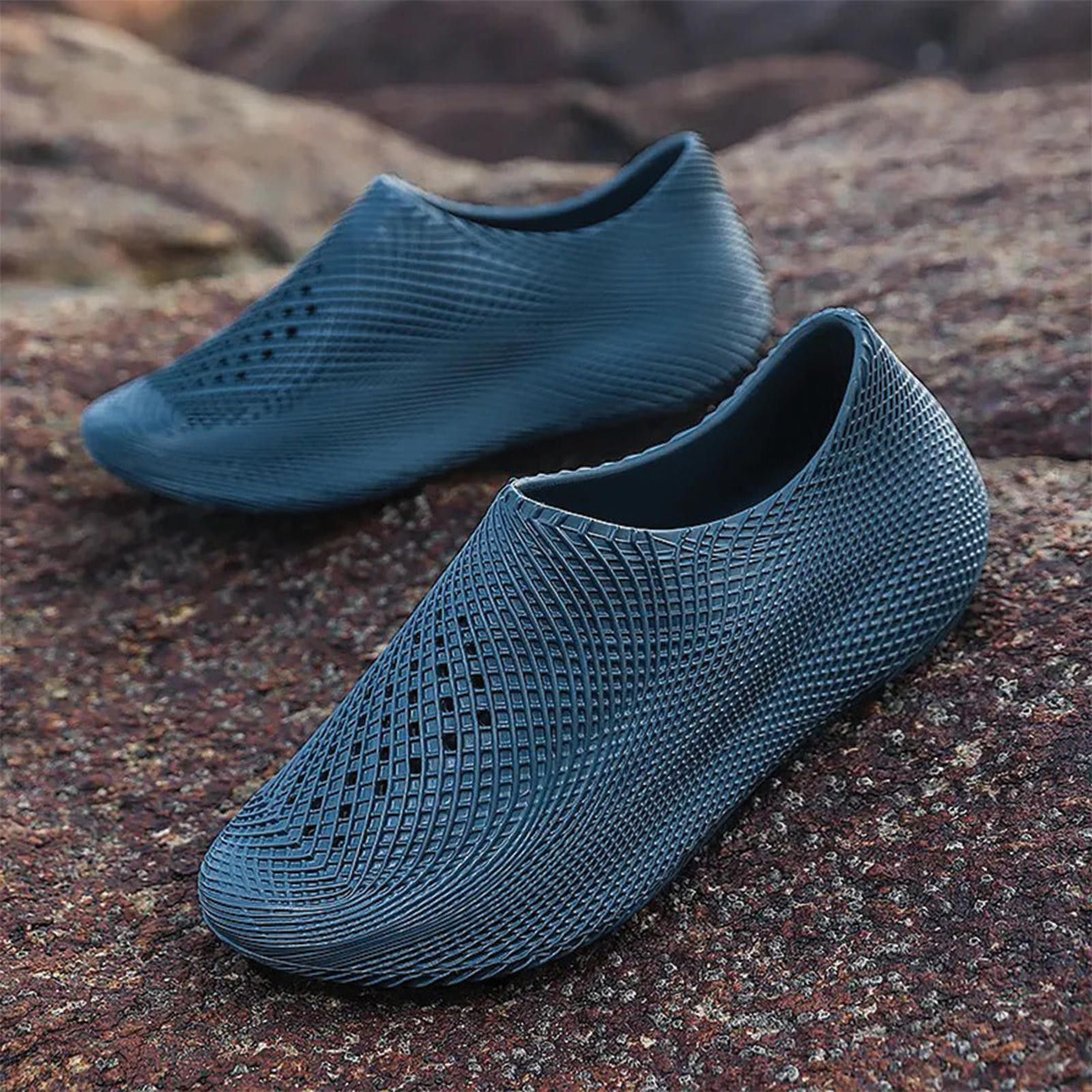 Other Kinetic Sculpture EVA Slip-On Slippers Size US 8 / EU 41 - 10 Thumbnail