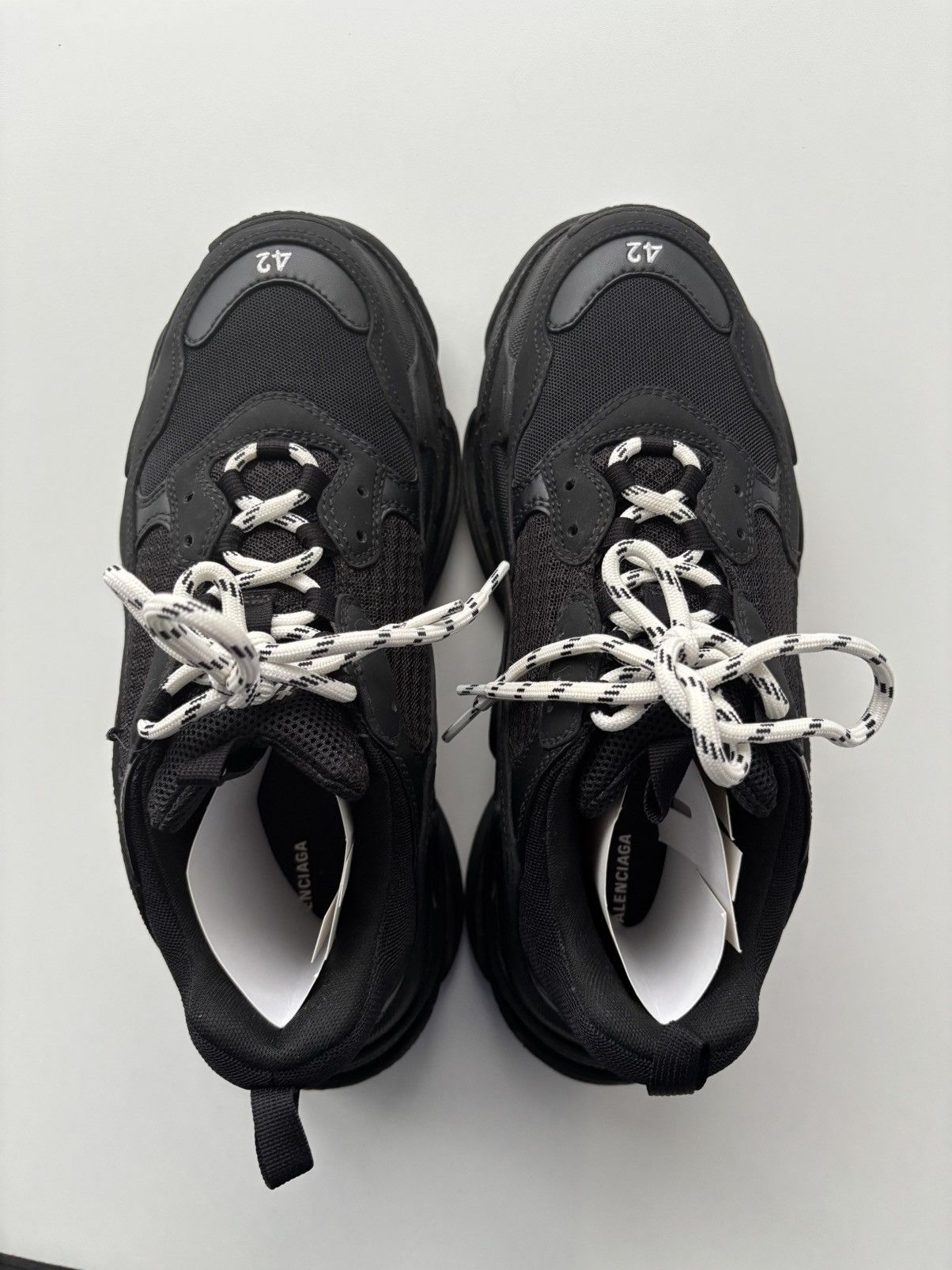 Balenciaga Balenciaga Triple S Black – Size 42 – Near Mint Condition Size US 9 / EU 42 - 9 Thumbnail