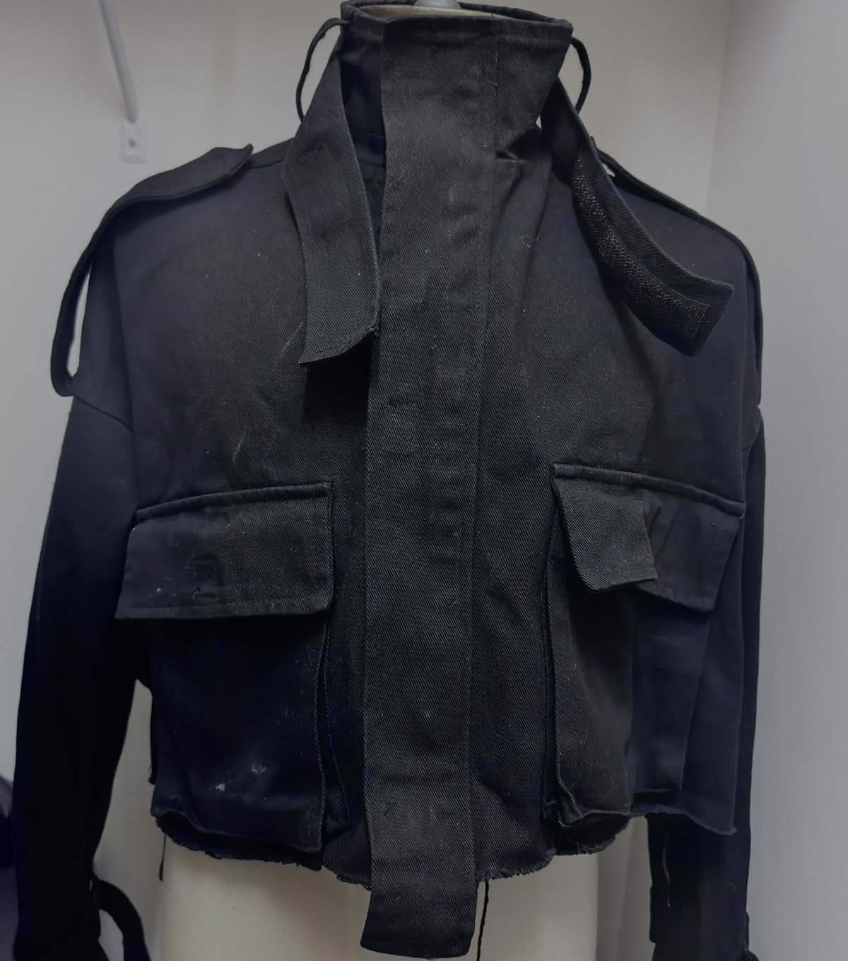 MNML distressed black militant cropped jacket Size US XS / EU 42 / 0 - 2 Thumbnail