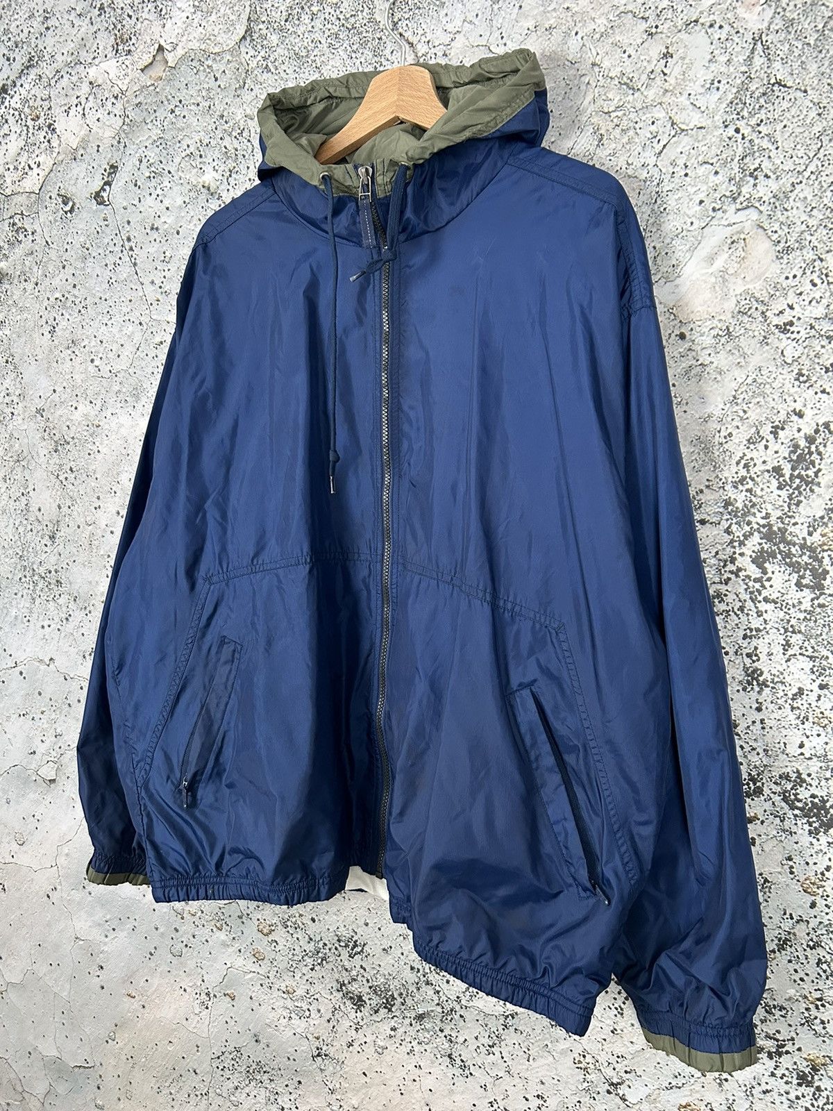 Nike Vintage Nike 90s Light Nylon Jacket Streetwear Drill Size US L / EU 52-54 / 3 - 4 Thumbnail