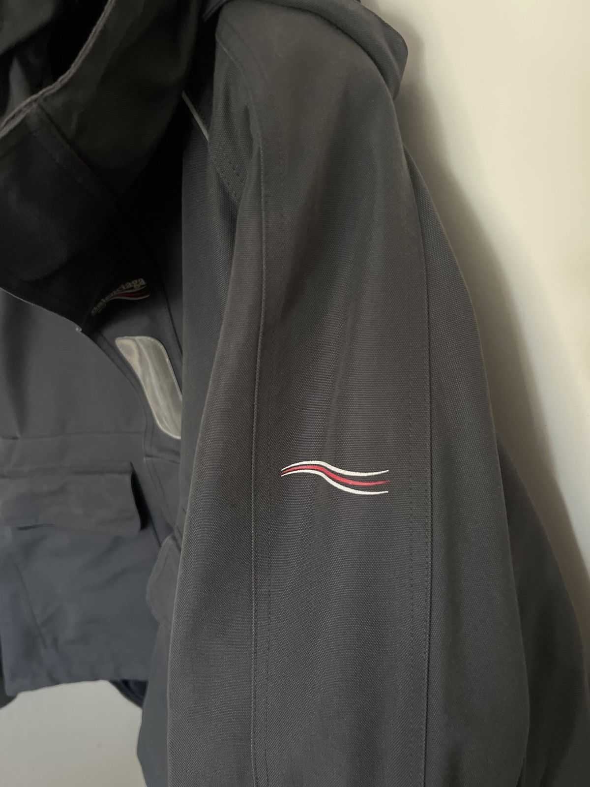 Balenciaga Balenciaga Gray C-shape Shell Parka Coat Size US S / EU 44-46 / 1 - 4 Thumbnail