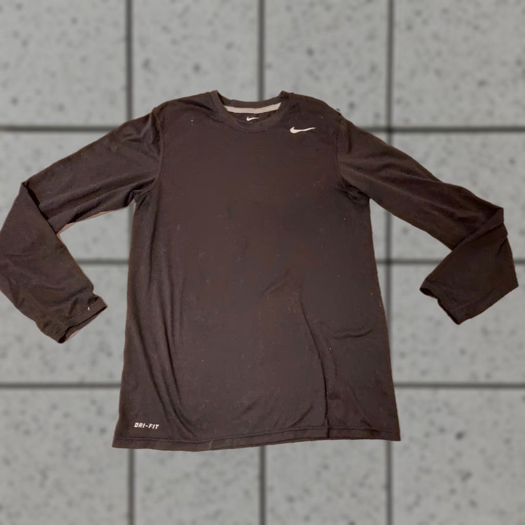 Nike Nike Shirt Mens S Small Black Long Sleeve Athletic Gym Workout Crewneck T-Shirt Size US S / EU 44-46 / 1 - 1 Thumbnail