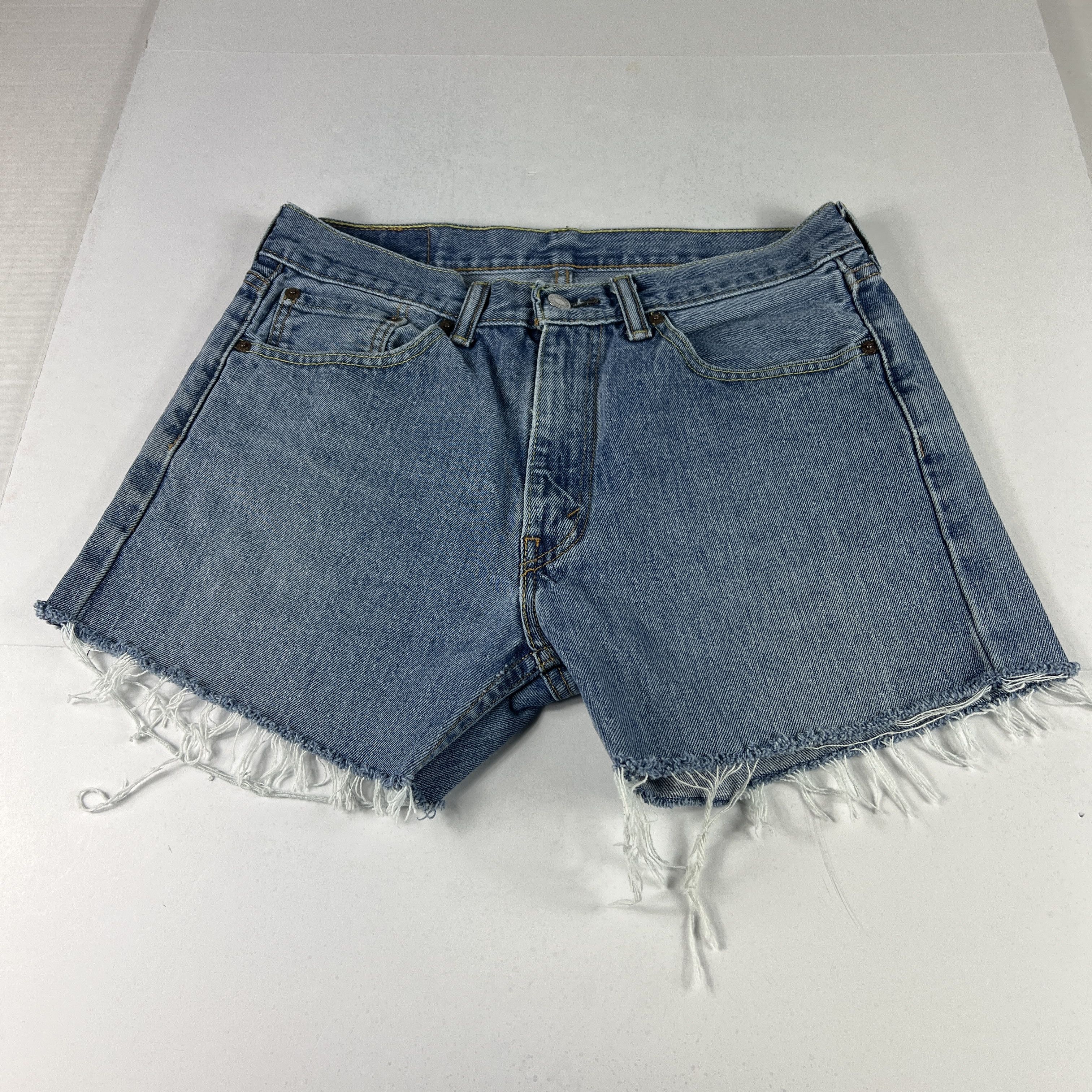 Levi's Levi's Jean Shorts 505 Faded Cut Off Cotton Denim Jorts Size US 33 - 1 Thumbnail