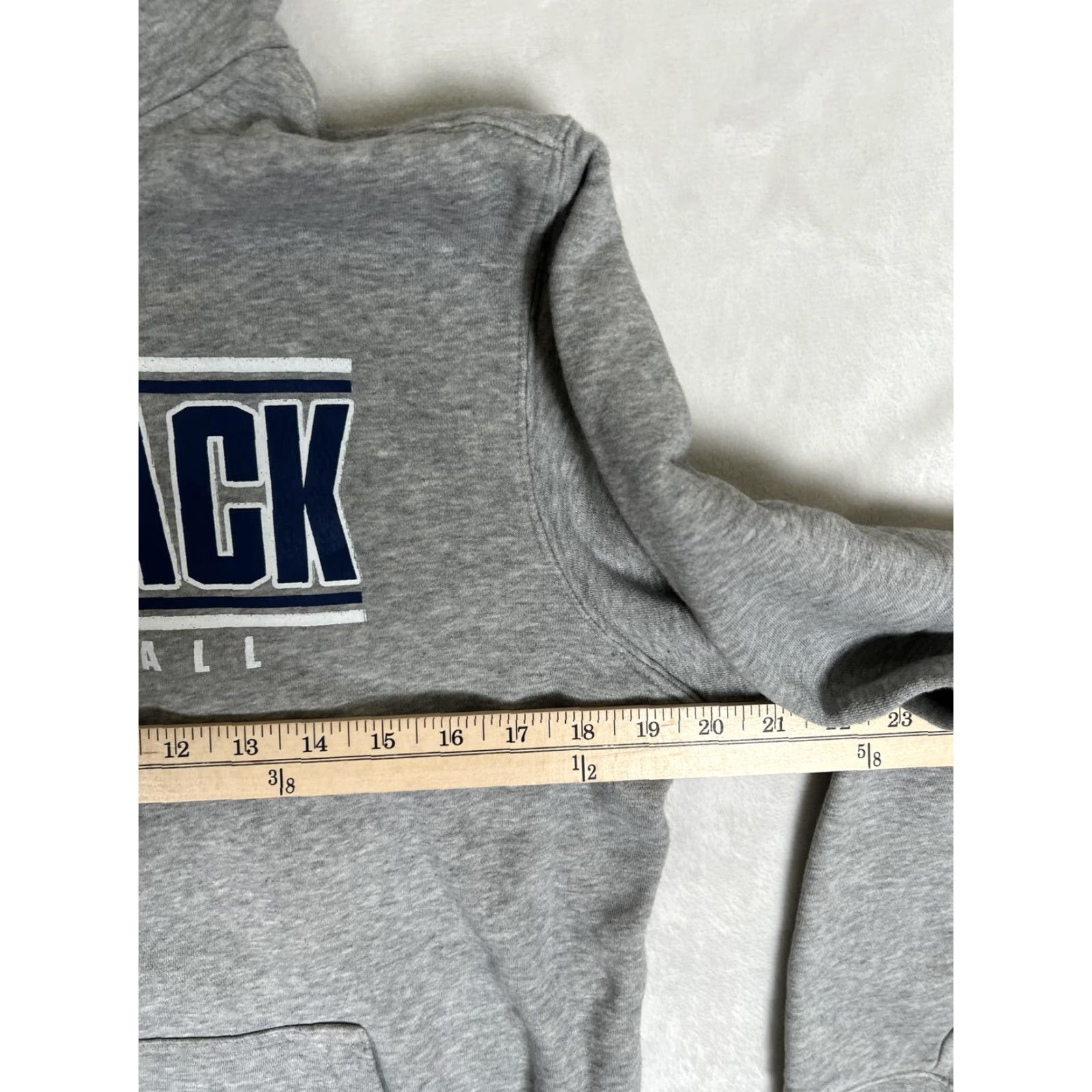 Nike **Nike Wolfpack Volleyball Hoodie Size Small Gray Pullover Sweatshirt** User: **Nike Wolfpack Volleyball Hoodie Size Small Gray** Size US S / EU 44-46 / 1 - 5 Thumbnail