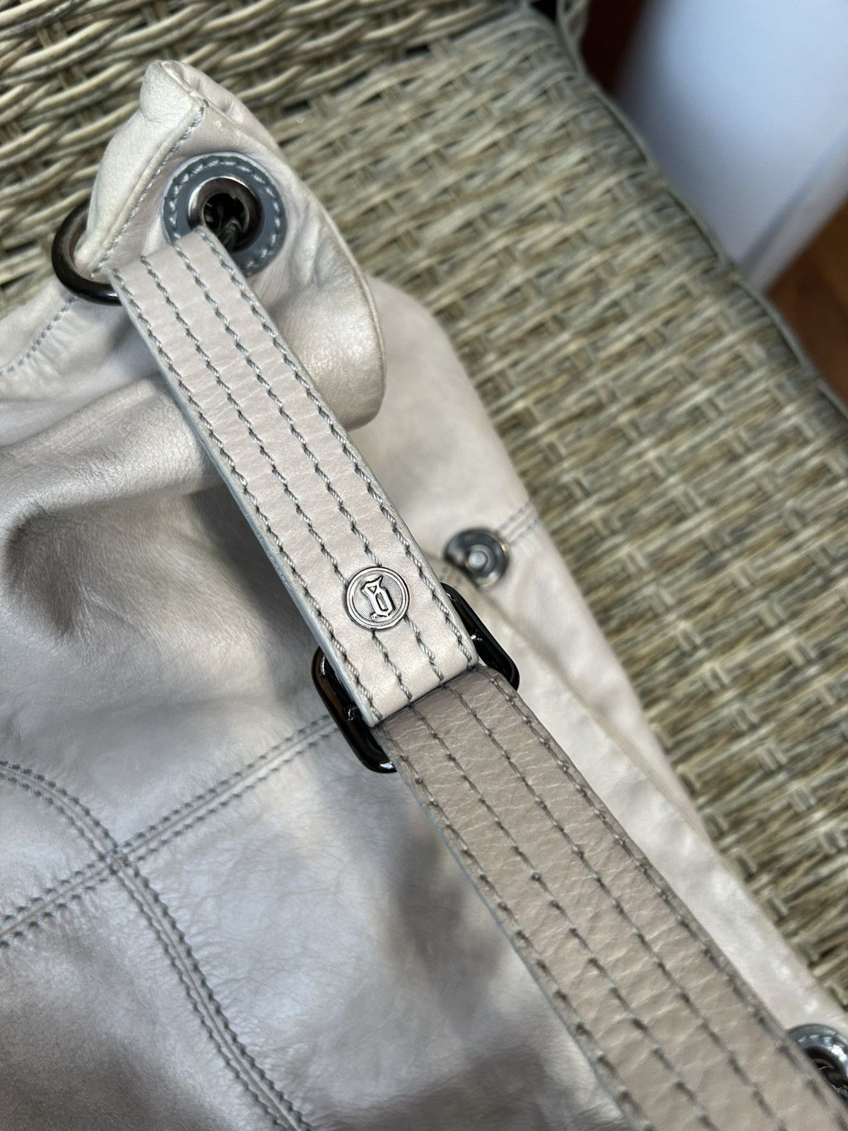 John Galliano × Vintage Vintage Galliano Leather Gray Crossbody Bag Gazette Lining Size ONE SIZE - 15 Thumbnail