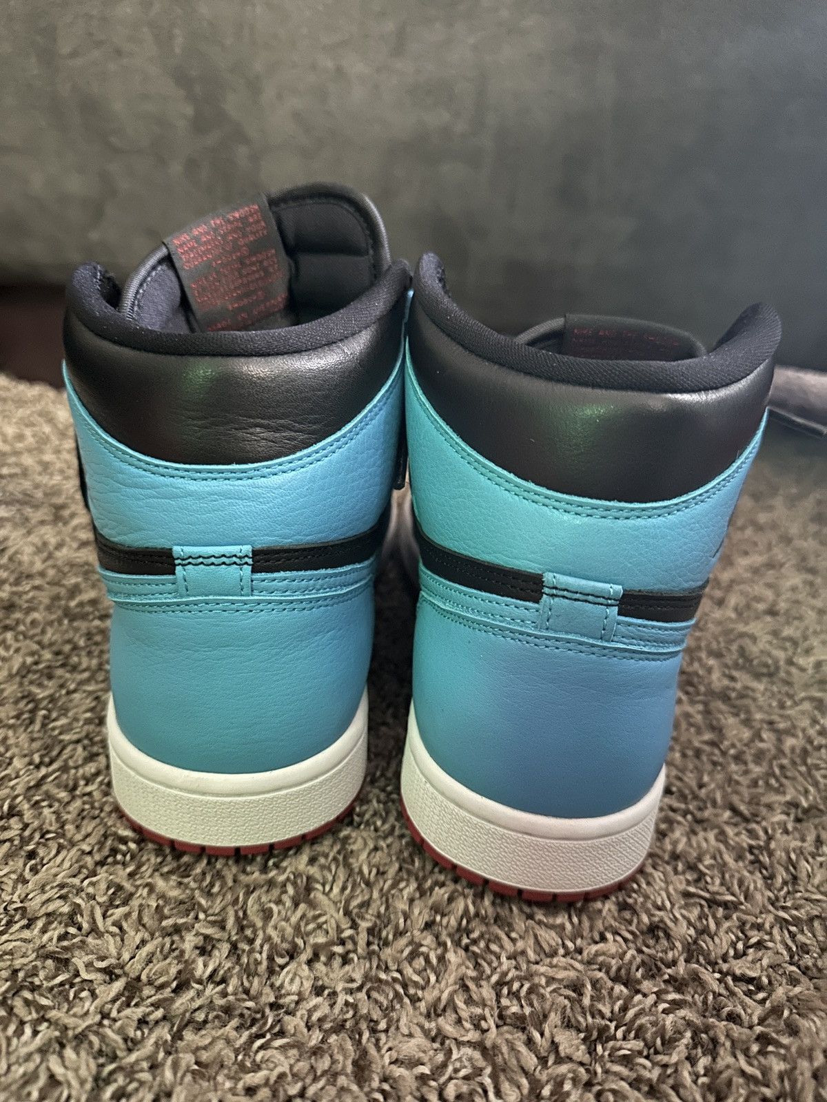 Jordan Brand Wmns Air Jordan 1 High OG 'NC to Chi' Size US 9 / IT 39 - 4 Thumbnail