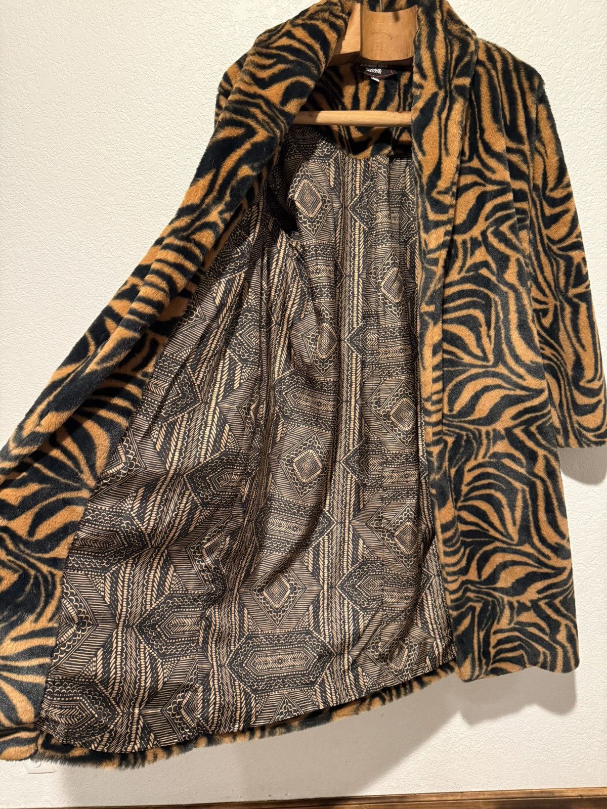 Johnny Was Johnny Was Workshop Faux Fur & Silk Robe Size M / US 6-8 / IT 42-44 - 2 Thumbnail