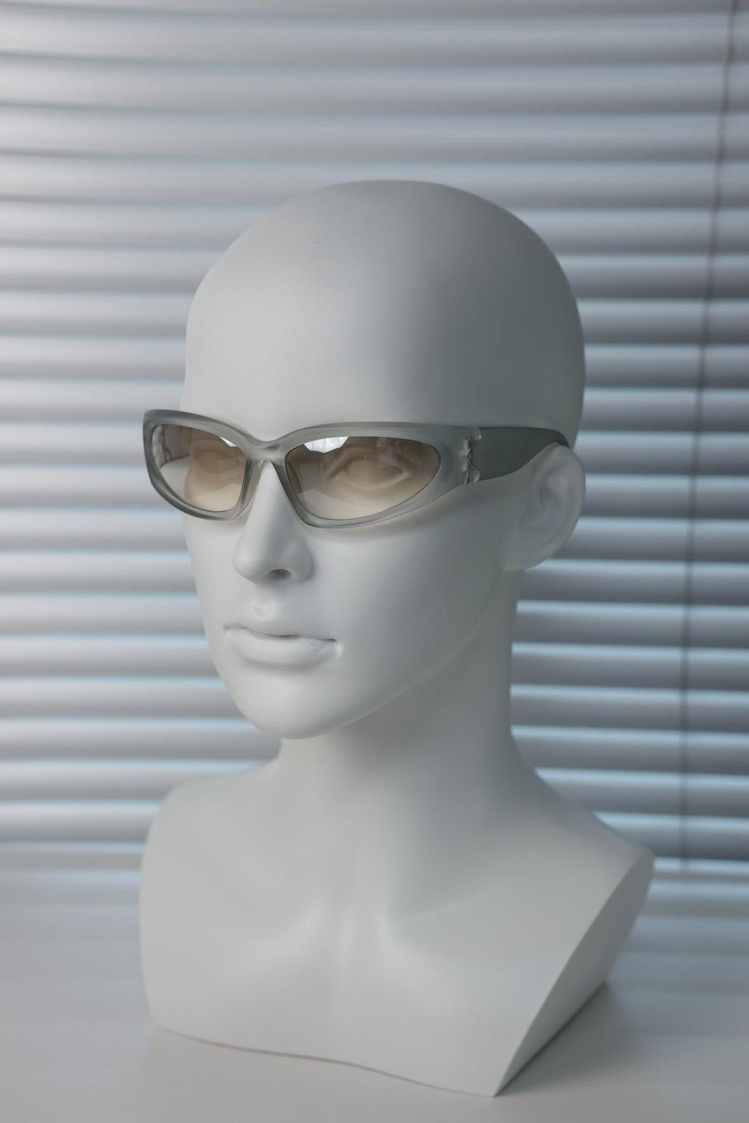 Japanese Brand Vtg Y2k Avant Garde Futuristic Black Sunglasses Unisex OS Size ONE SIZE - 1 Thumbnail