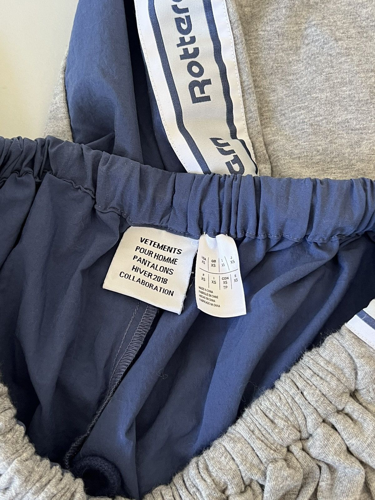 Vetements Vetements x Reebok Rotterdam Hybrid Track Pants Size US 32 / EU 48 - 5 Thumbnail