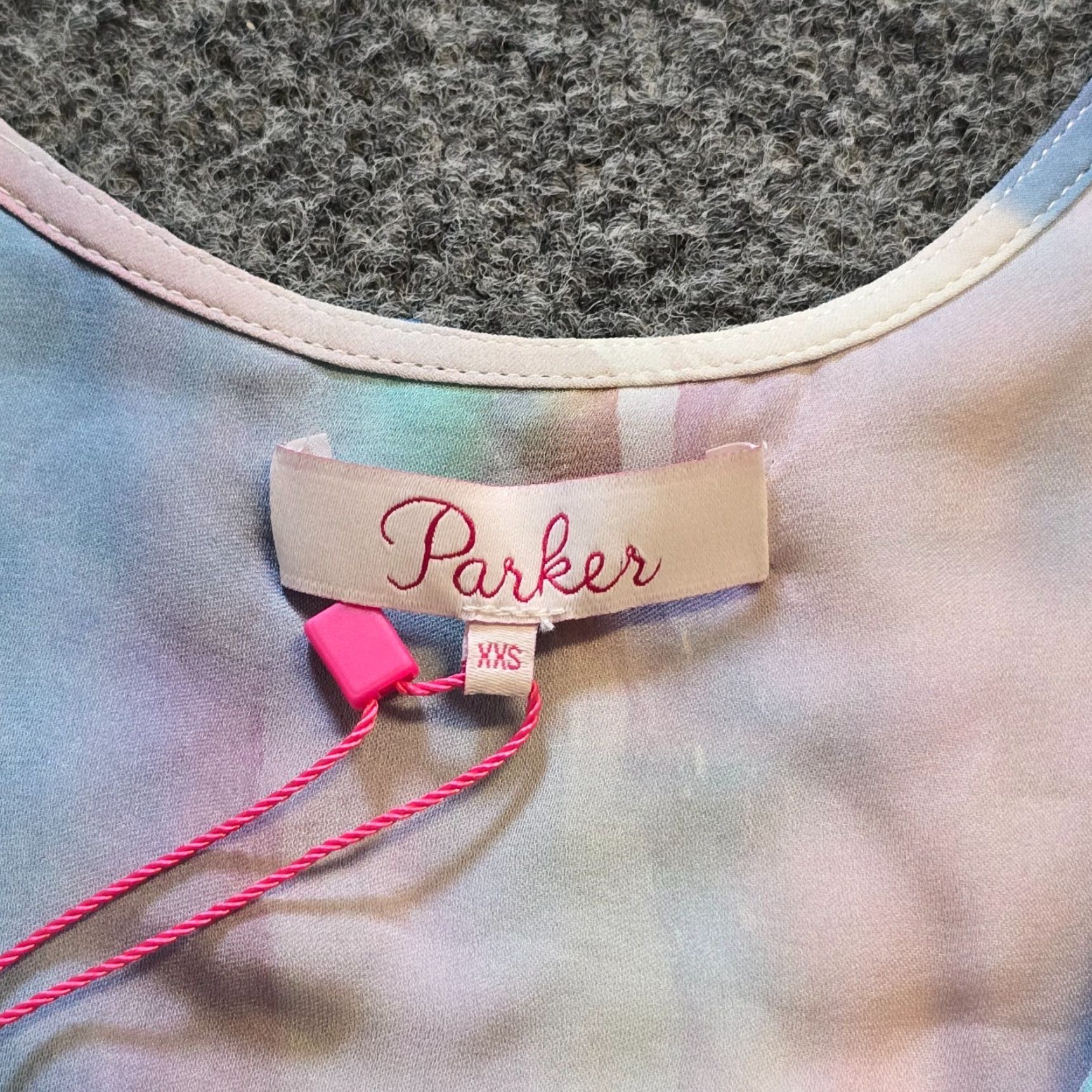 Parker Parker Top Womens XXS Pink Blue Watercolor Silk V Neck Peplum Blouse Shirt Blouse Womens Size XXS / US 00 / IT 34 - 3 Thumbnail