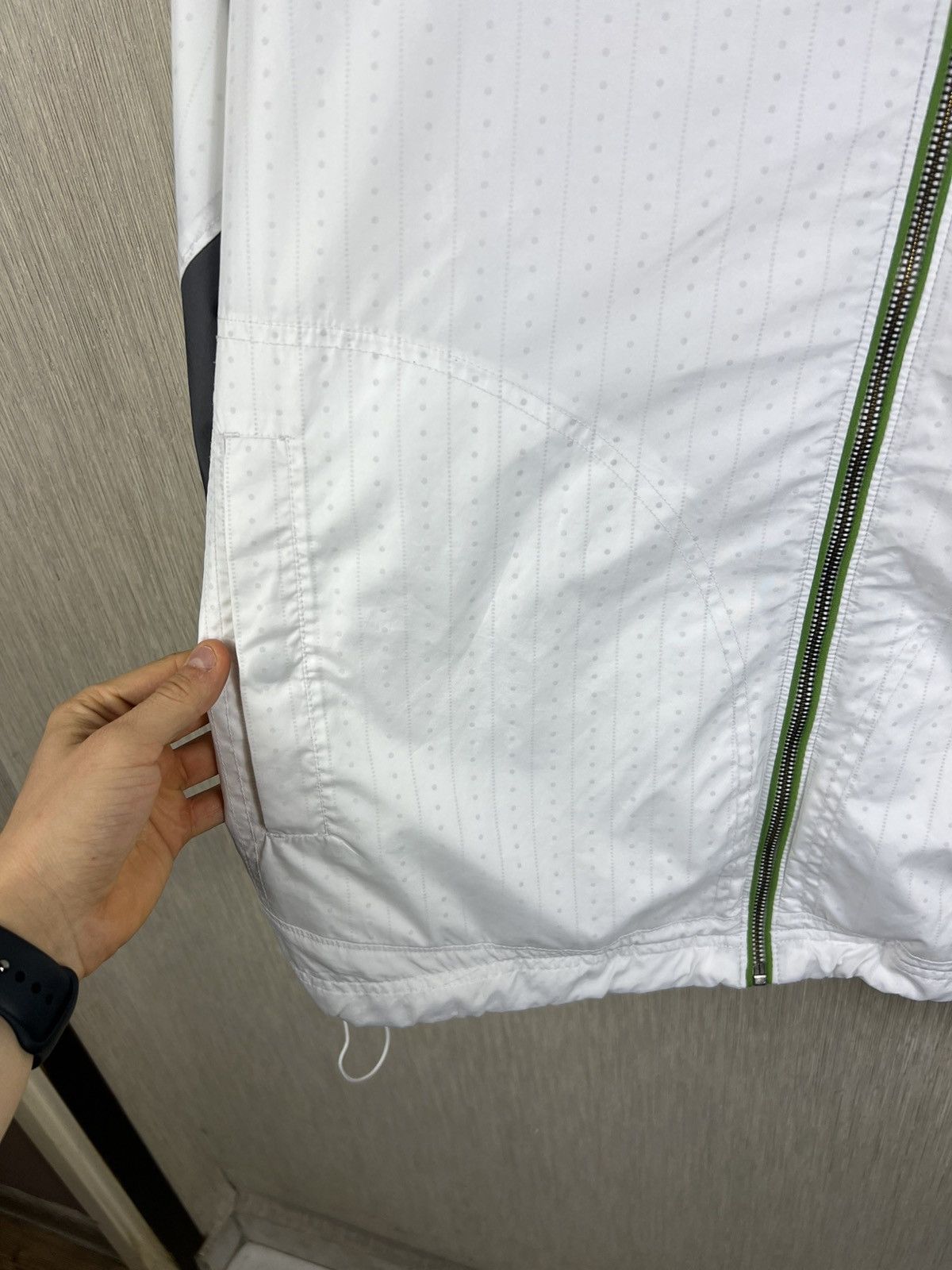 Jordan Brand Vintage Nike Jordan brand y2k light jacket windbreaker retro Size US L / EU 52-54 / 3 - 10 Thumbnail