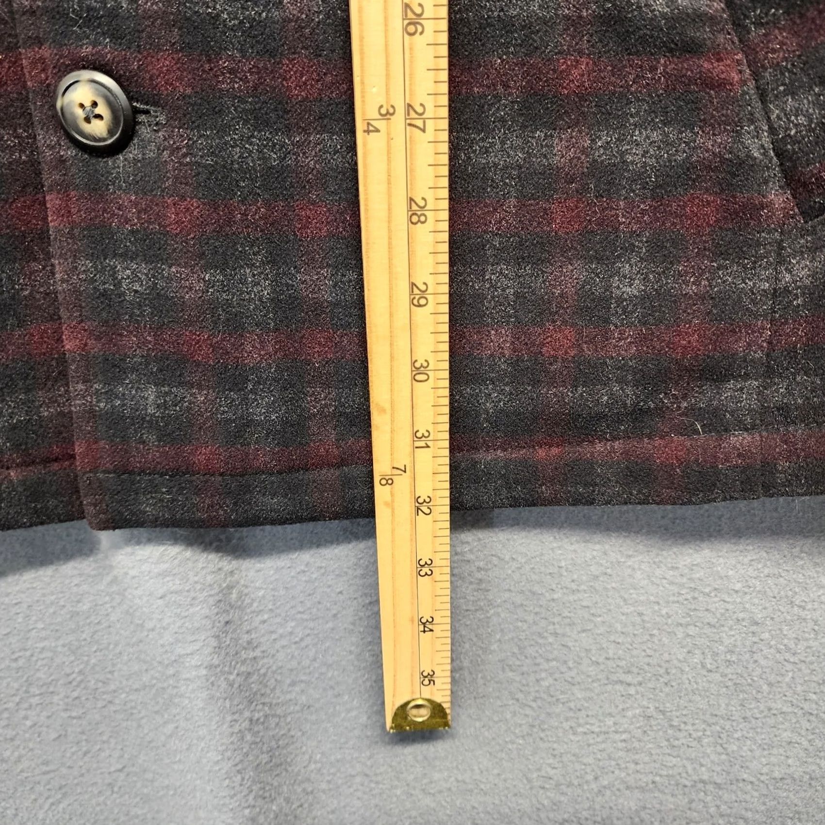 Vintage Utex Coat Jacket Mens Large Wool Blend Quilt Lining Grey Red Plaid Utility Chore Jacket Coat Mens L Regular Wool Pattern Plaid Fall Winter Size US L / EU 52-54 / 3 - 6 Thumbnail
