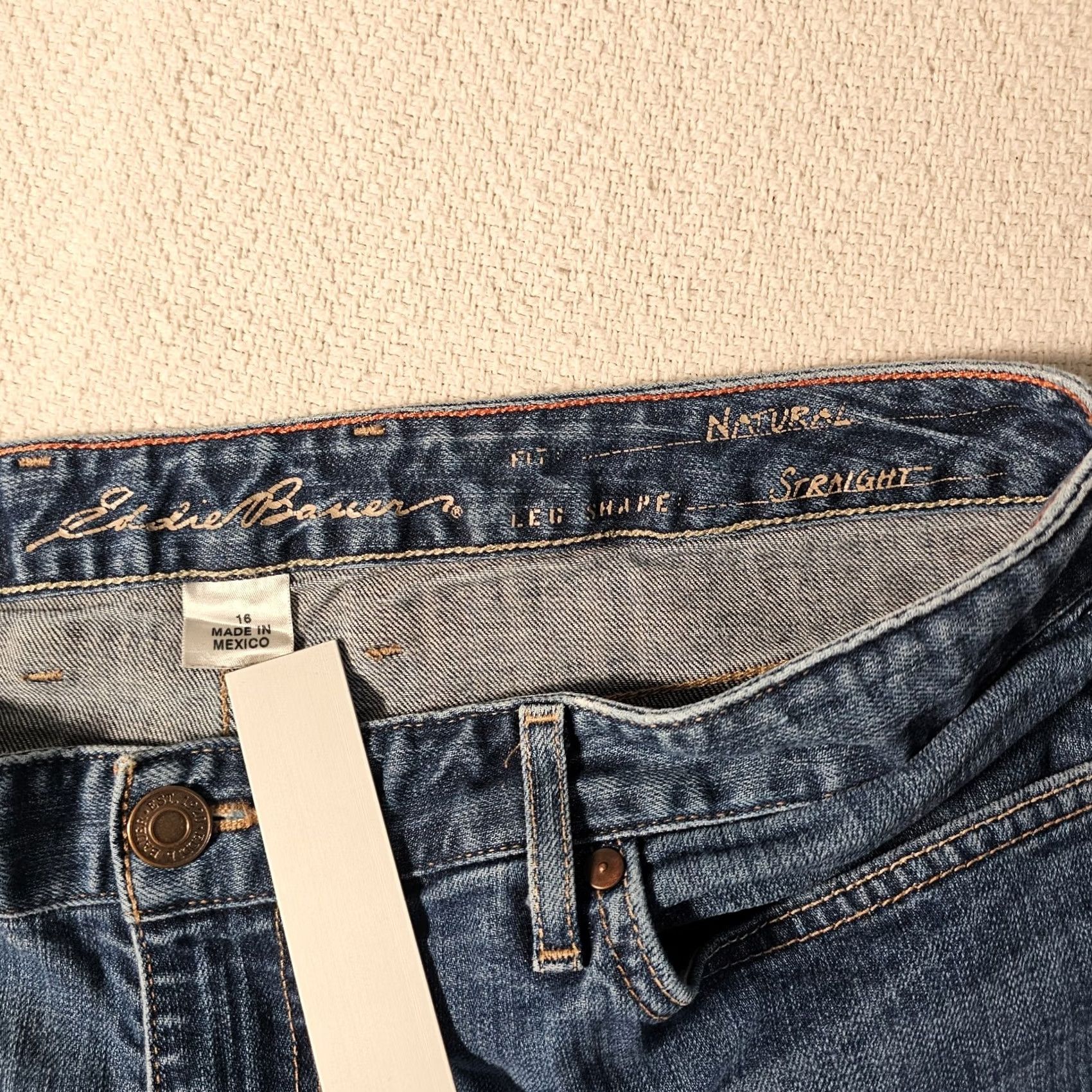 Eddie Bauer Eddie Bauer Jeans Women 16 Blue Dark Wash Straight 5-Pocket Denim Natural Fit Size 38" / US 16 / IT 52 - 3 Thumbnail