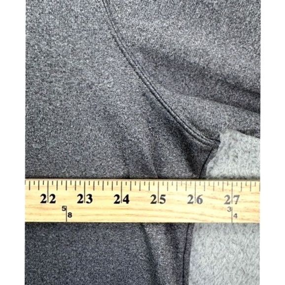 Under Armour Under Armour Hoodie Pullover Mens XL Gray Navy ZIP? Drawstring Not ZIP. Size US XL / EU 56 / 4 - 7 Thumbnail