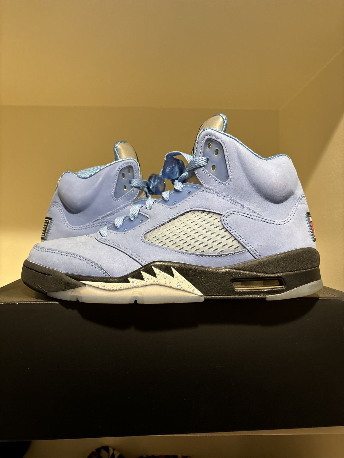 Jordan Brand Jordan 5 UNC size 10 Size US 10 / EU 43 - 2 Thumbnail