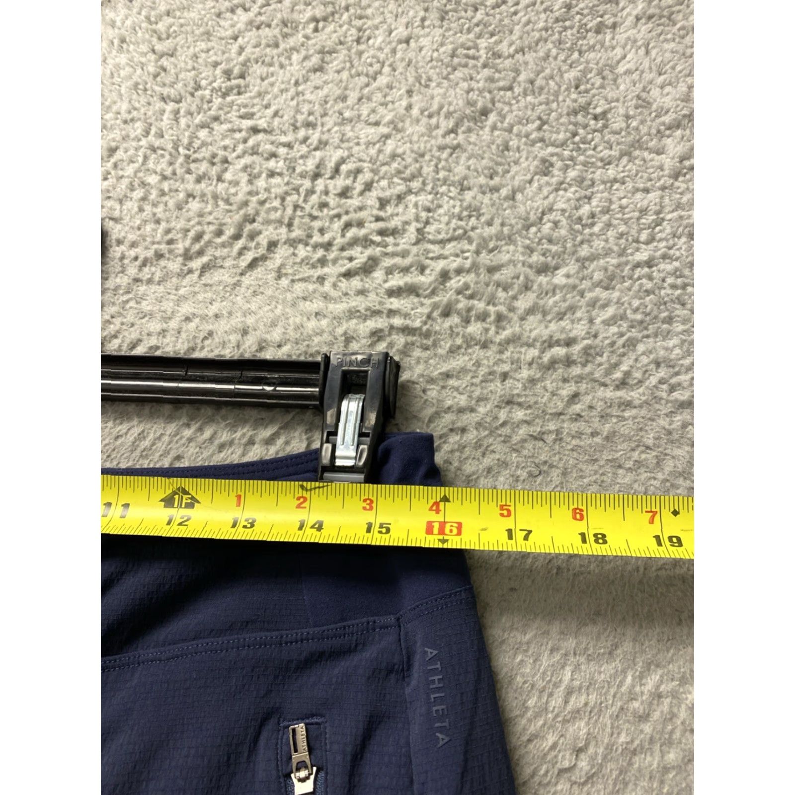 Athleta Athleta Jogger Pants Women’s Size 10 Navy Lightweight Athleisure Sweatpants Pockets Moisture Wicking Tapered Fit Pull On Casual/Activewear 0341 Size 32" / US 10 / IT 46 - 5 Thumbnail