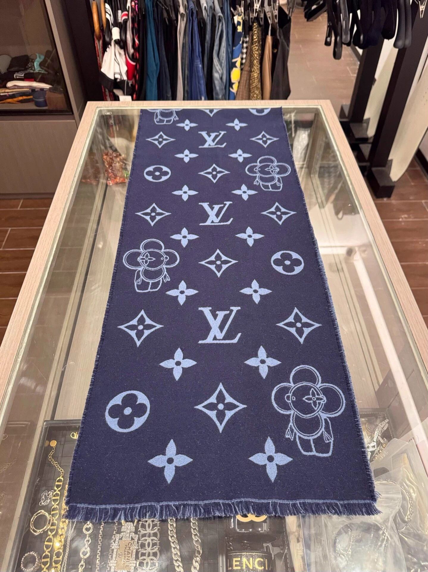 Louis Vuitton LV Vivienne blue allover wool scarf new with box Size ONE SIZE - 4 Thumbnail