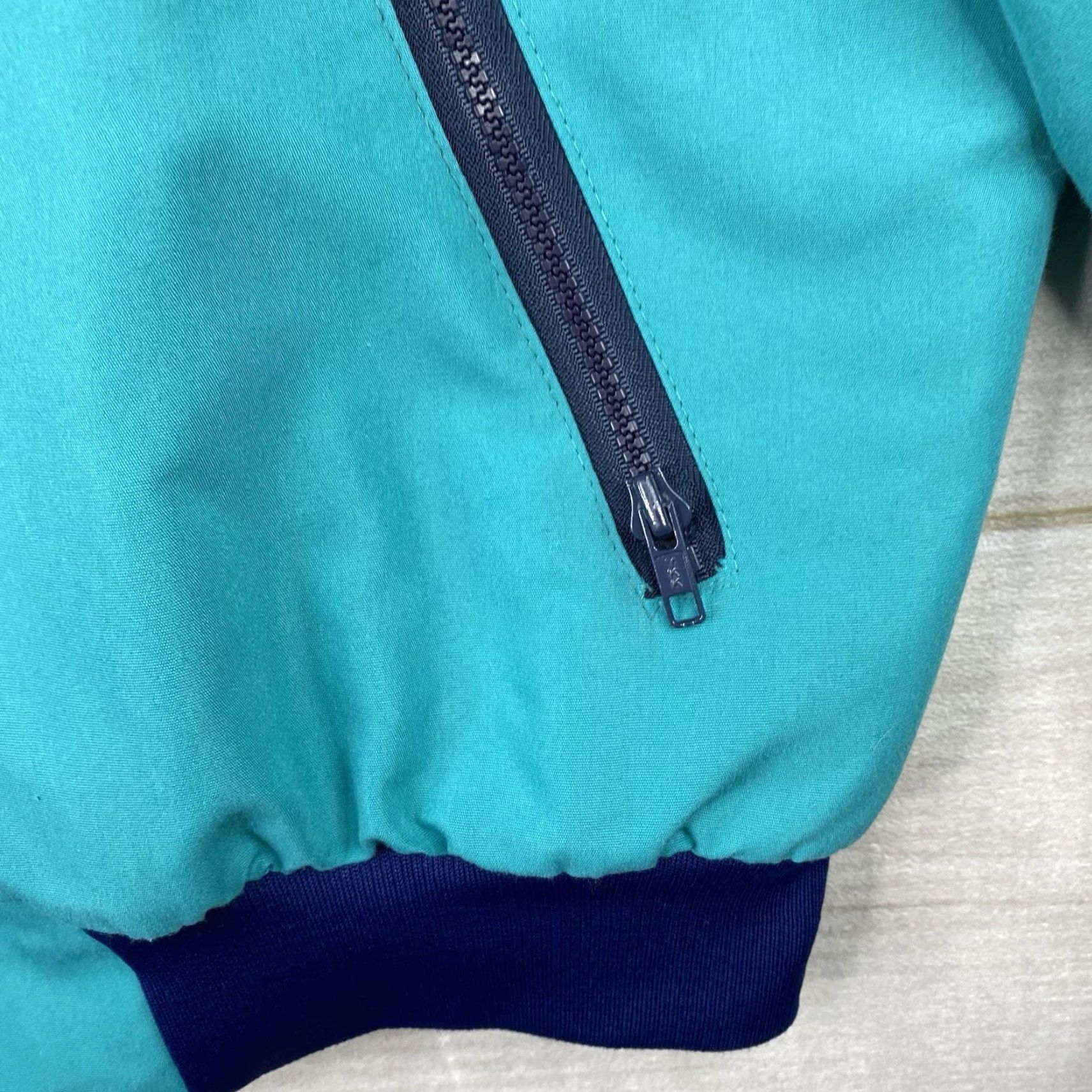 Vintage VTG Sportsmaster Jacket Mens XL Turquoise Blue Bomber Jacket Stripes Logo Zipper Full Zip Pockets Cars Theme Office/Travel Casual Size US XL / EU 56 / 4 - 5 Thumbnail