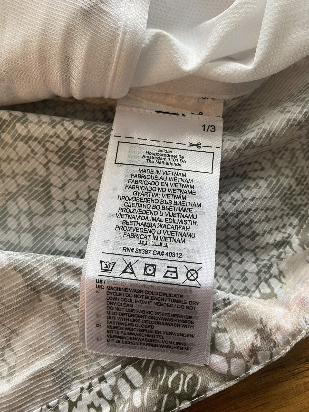 Adidas Adidas All-Over Print Marathon Jacket Size US M / EU 48-50 / 2 - 5 Thumbnail