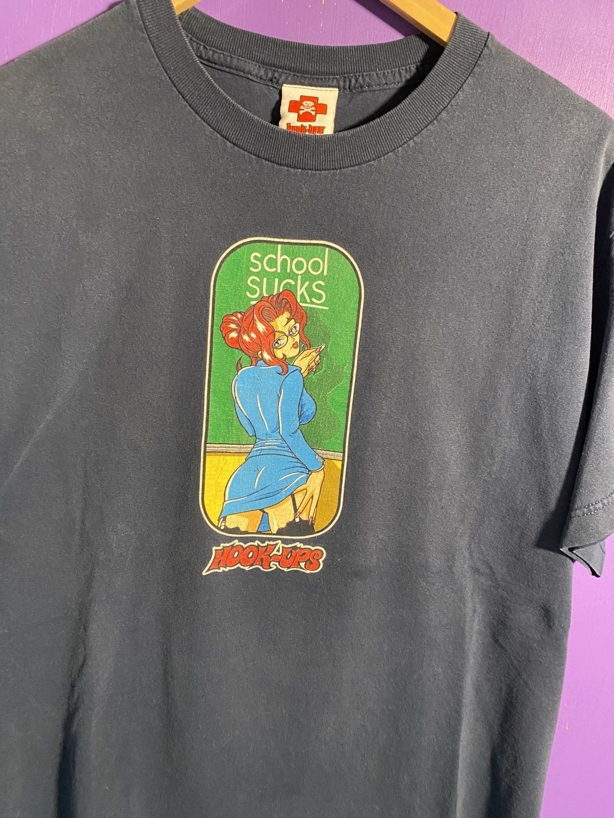 Hook-Ups Vintage 90s Hook ups school sucks skate tee Size US L / EU 52-54 / 3 - 3 Thumbnail