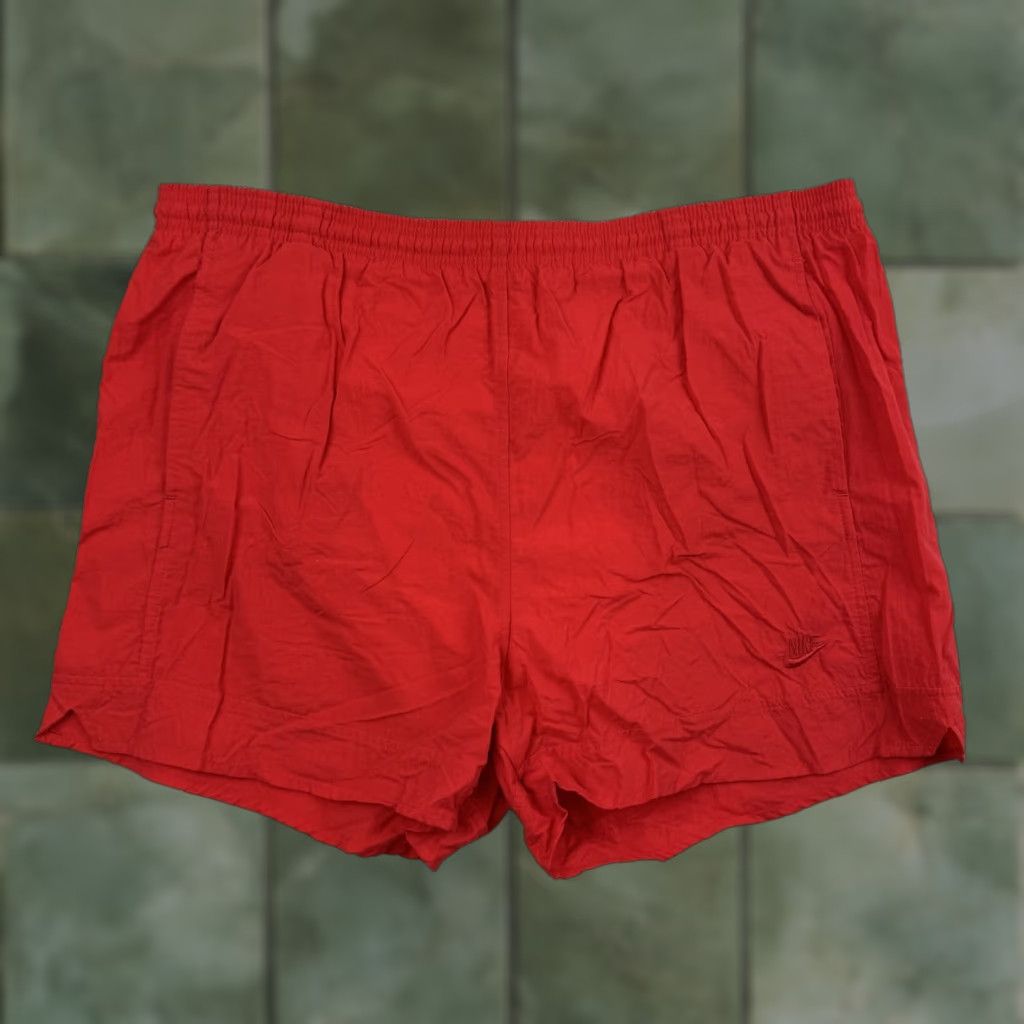 Nike VINTAGE Nike Swim Trunks Adult L Red Beach 90s Logo Trunks Mens Size US 33 - 1 Thumbnail